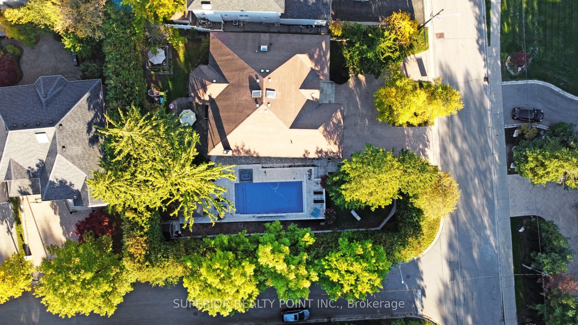 186 Oxford Street Property Photo 48