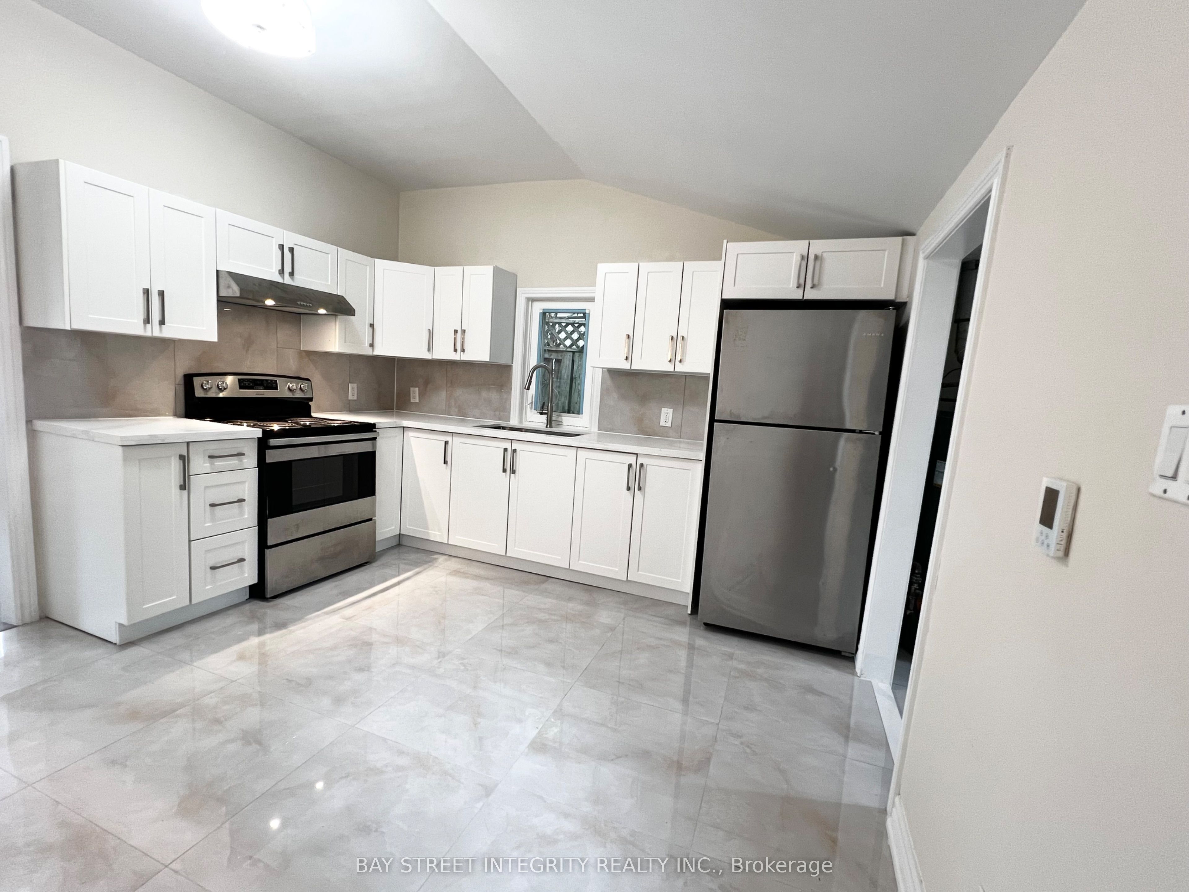 29 Balson Boulevard Property Photo 12