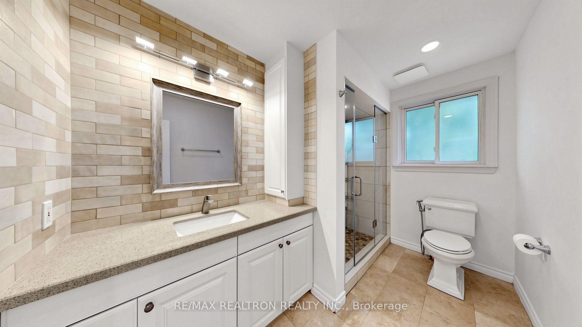 6 Albert Street Property Photo 8