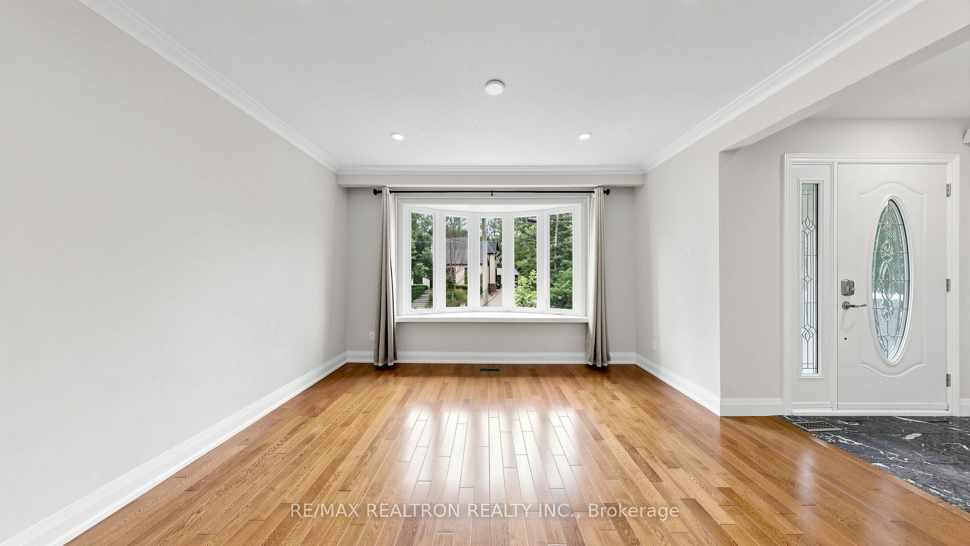 6 Albert Street Property Photo 11