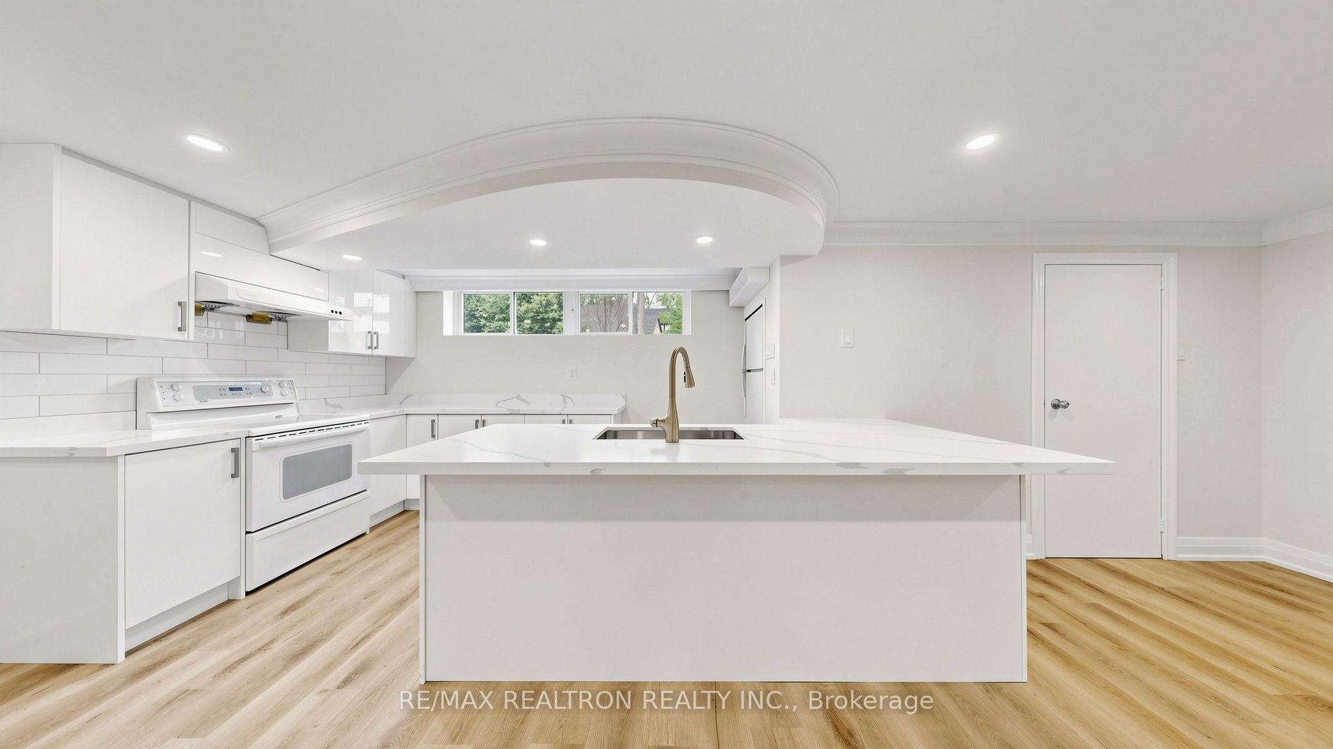 6 Albert Street Property Photo 23