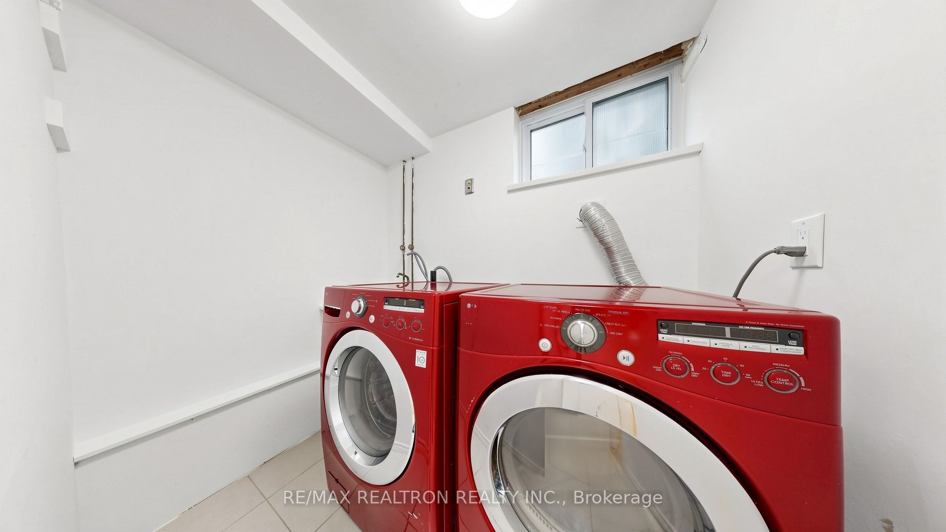 6 Albert Street Property Photo 30