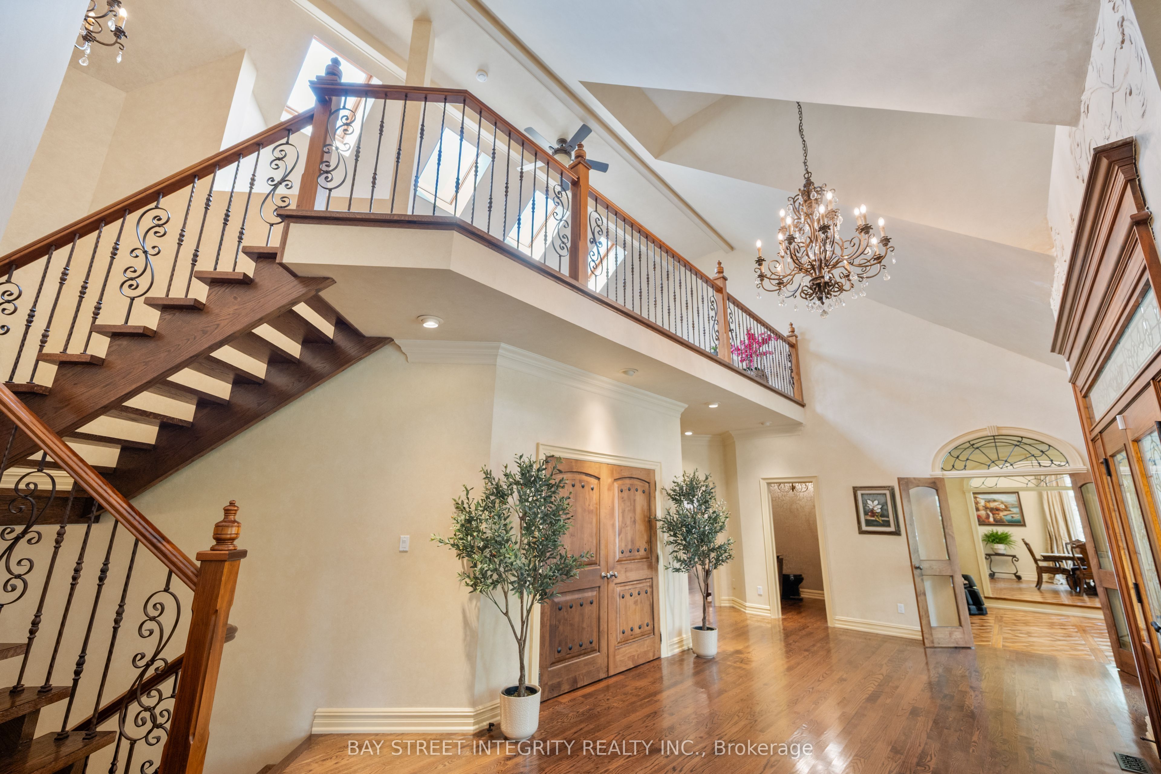 12 Alm Court Property Photo 6