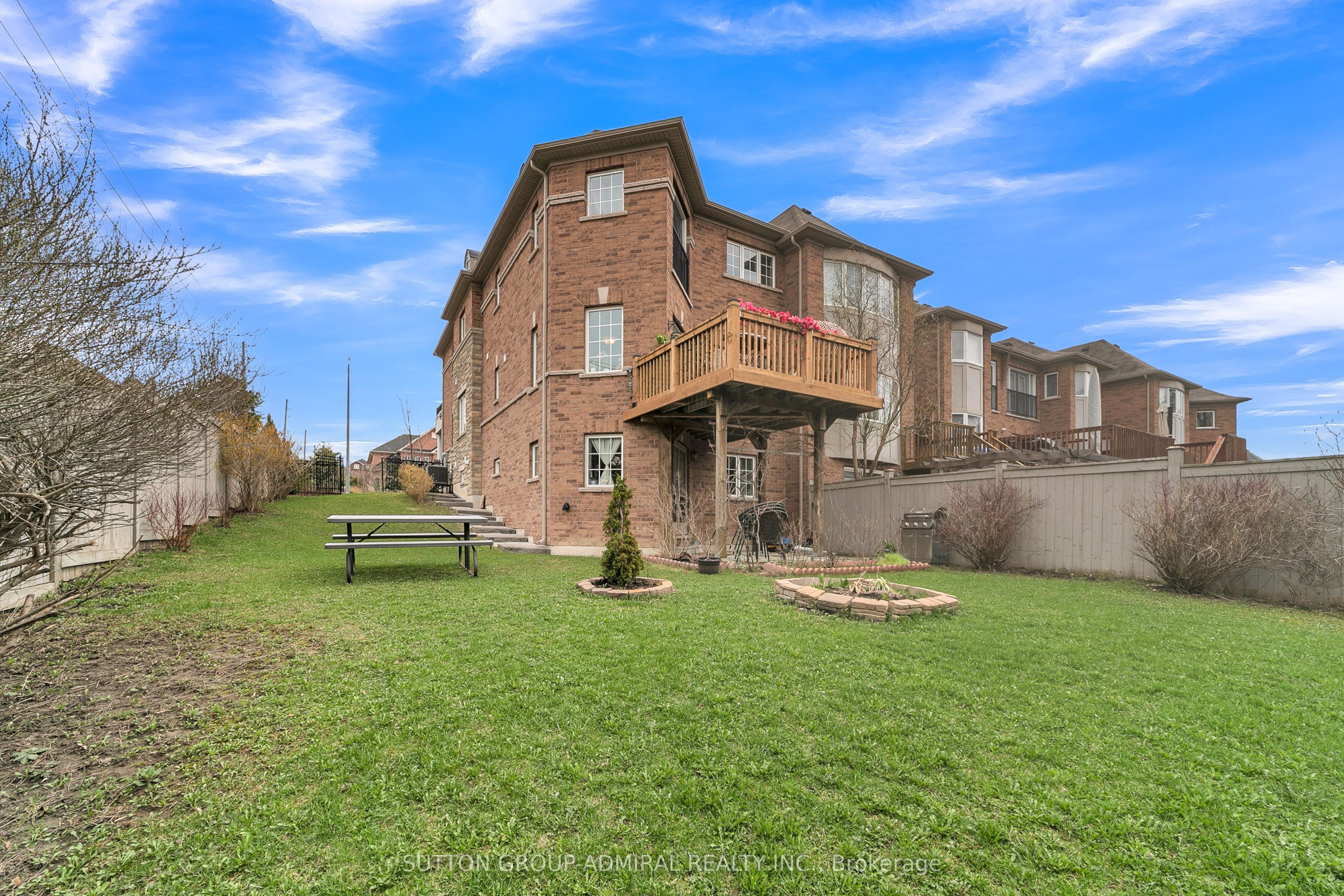 7 Gamble Glen Crescent Property Photo 31