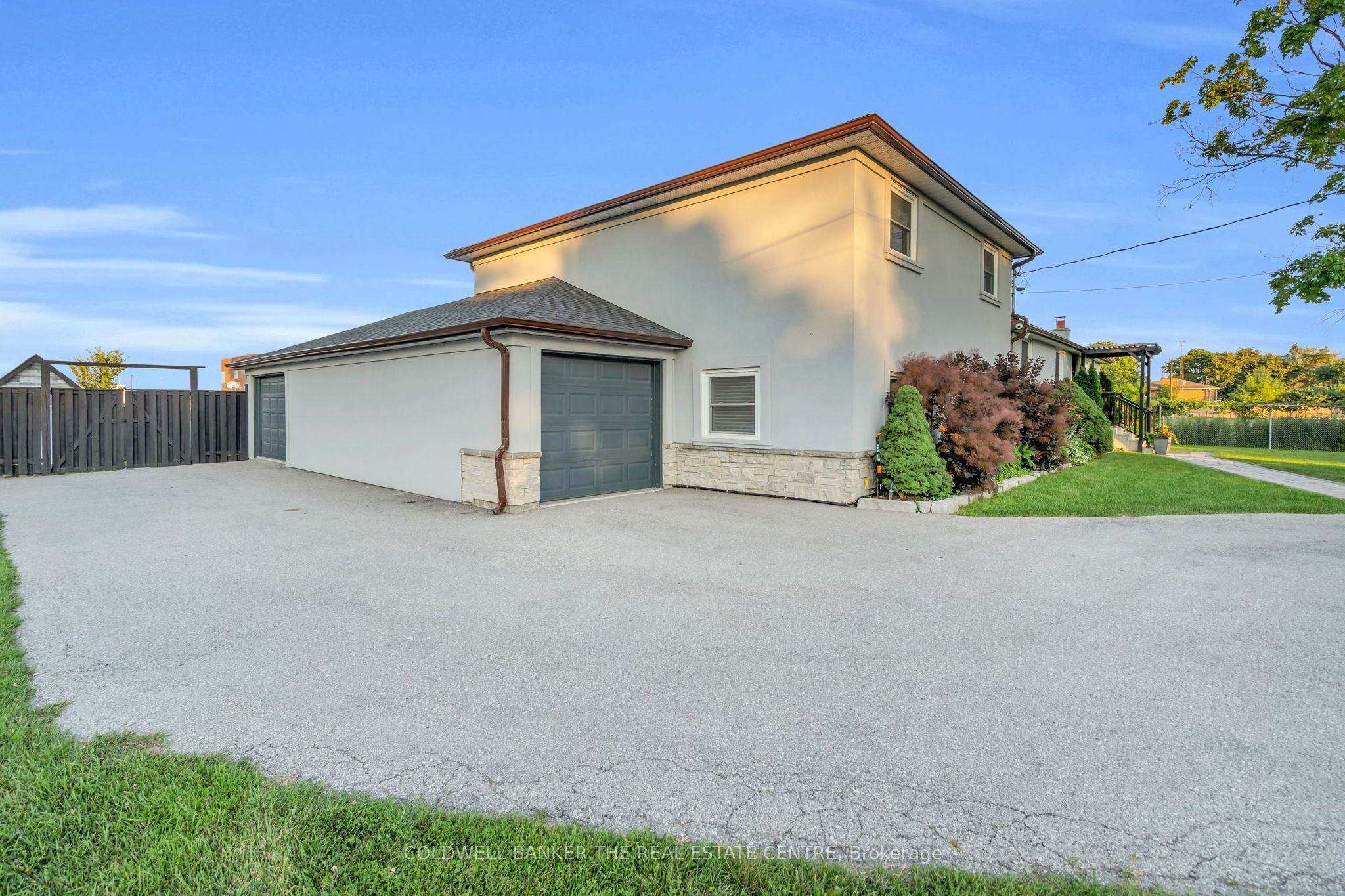 683 Simcoe Road Property Photo 37