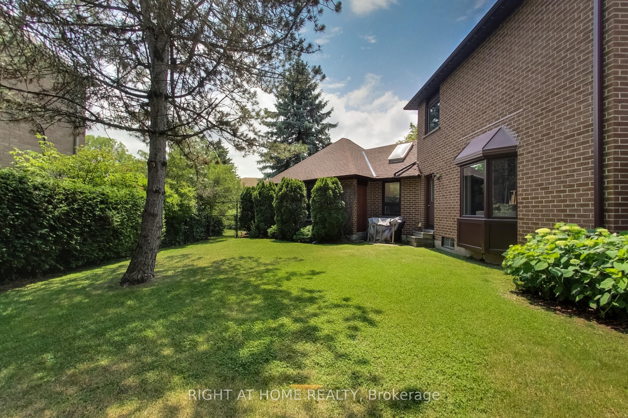 41 Bloomfield Trail Property Photo 11