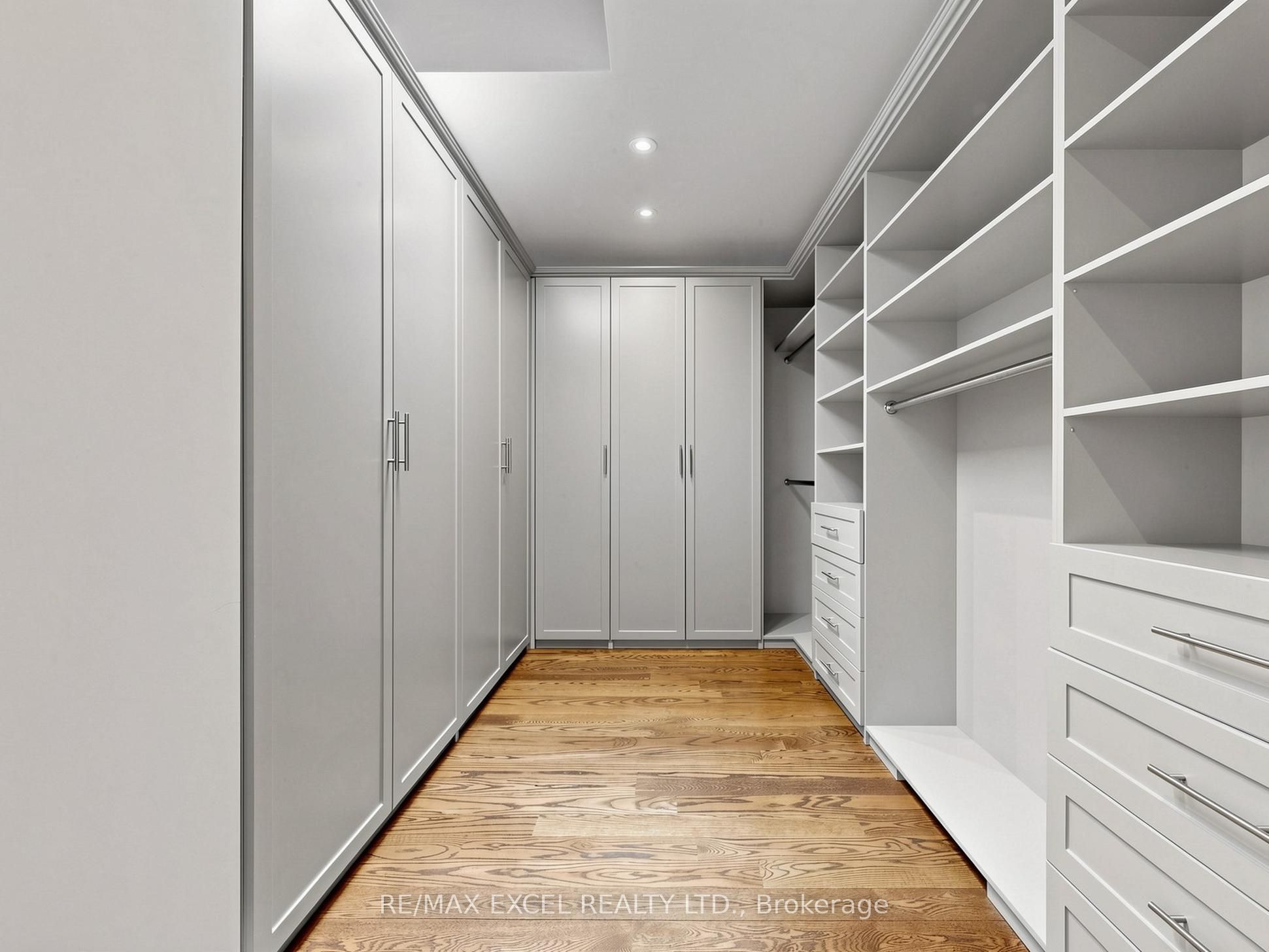 64 Summerfeldt Crescent Property Photo 27