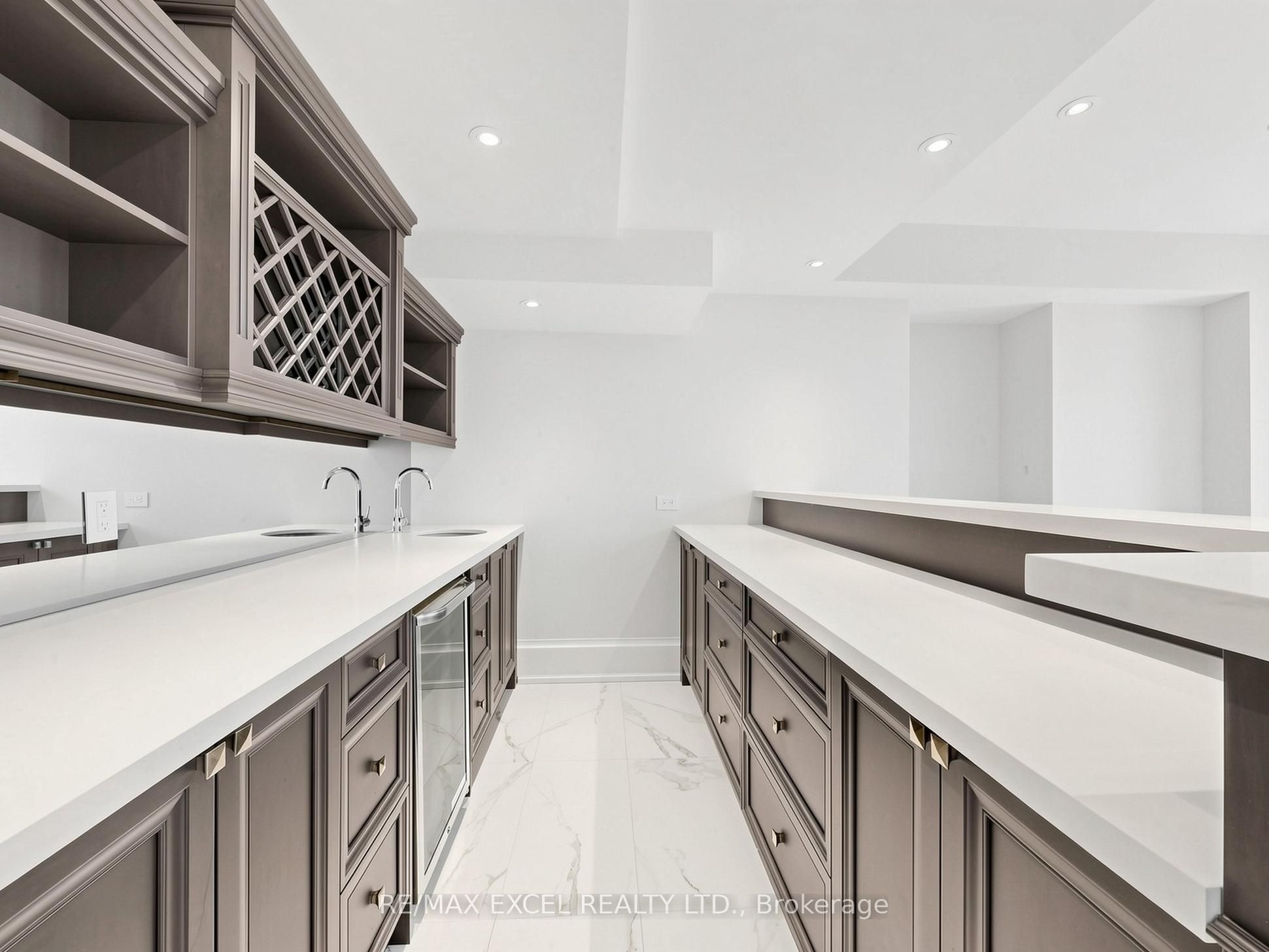 64 Summerfeldt Crescent Property Photo 44