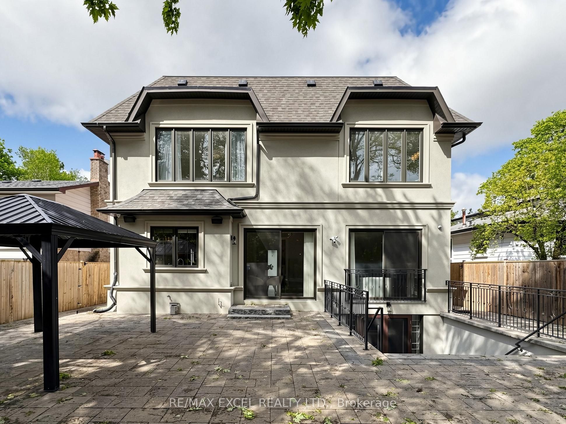 64 Summerfeldt Crescent Property Photo 48