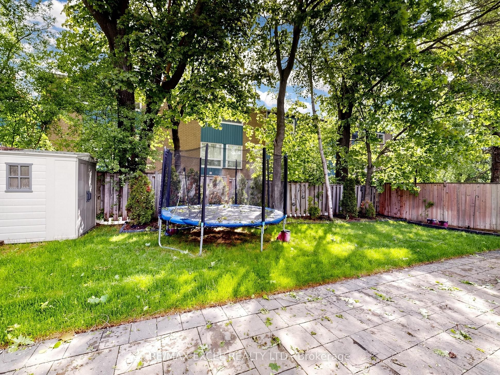 64 Summerfeldt Crescent Property Photo 49