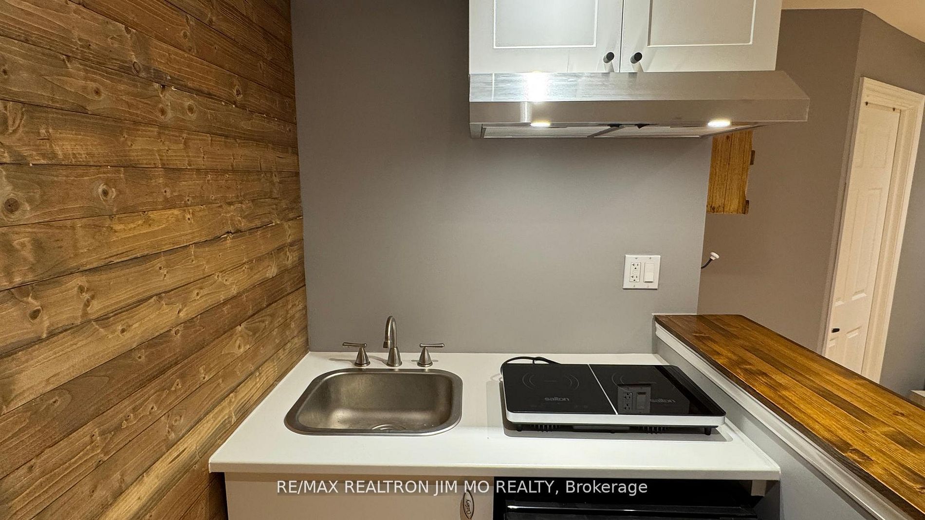 50 Reginald Crescent Basement Property Photo 7