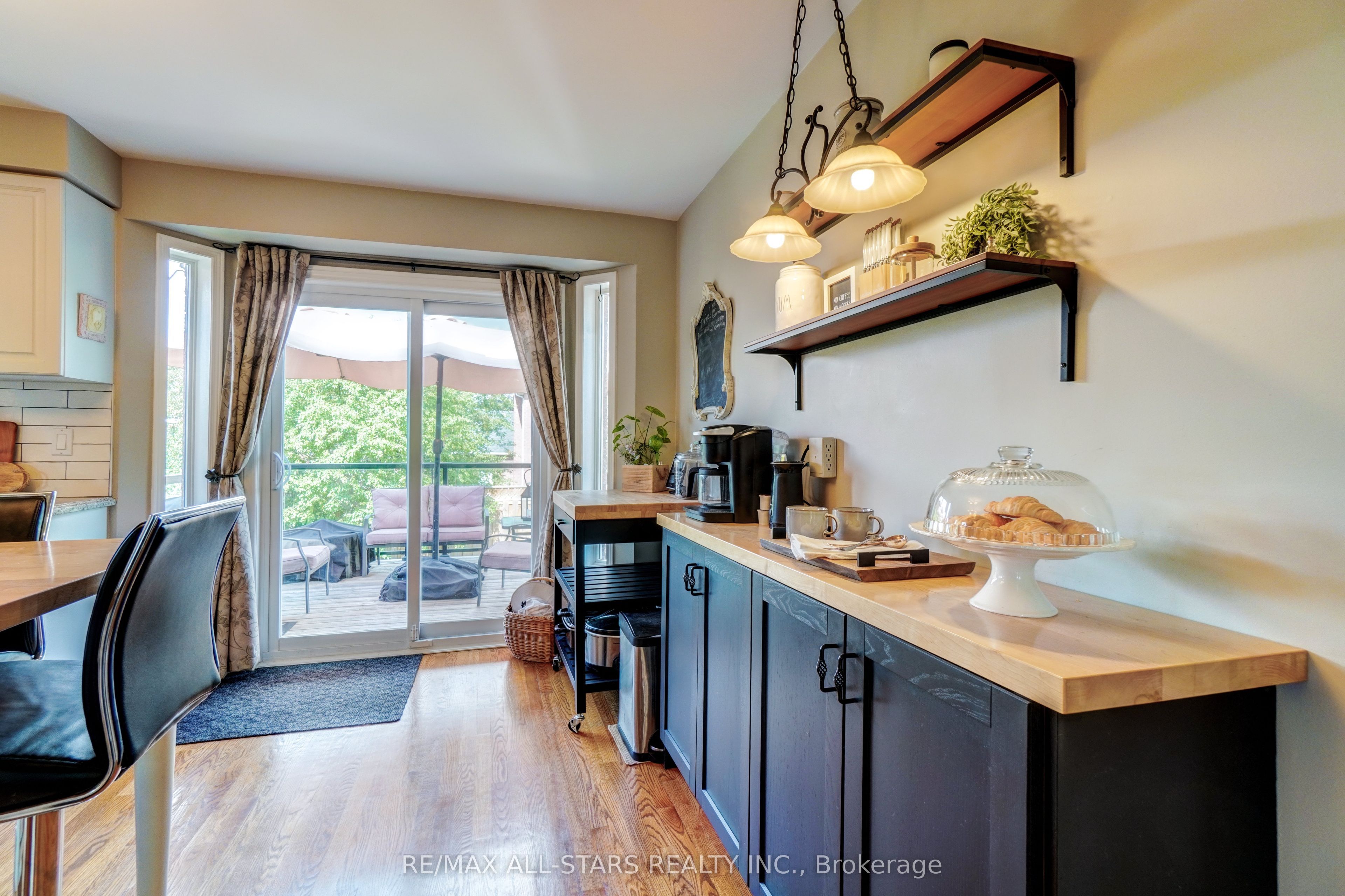 29 Fourth Avenue N Property Photo 16