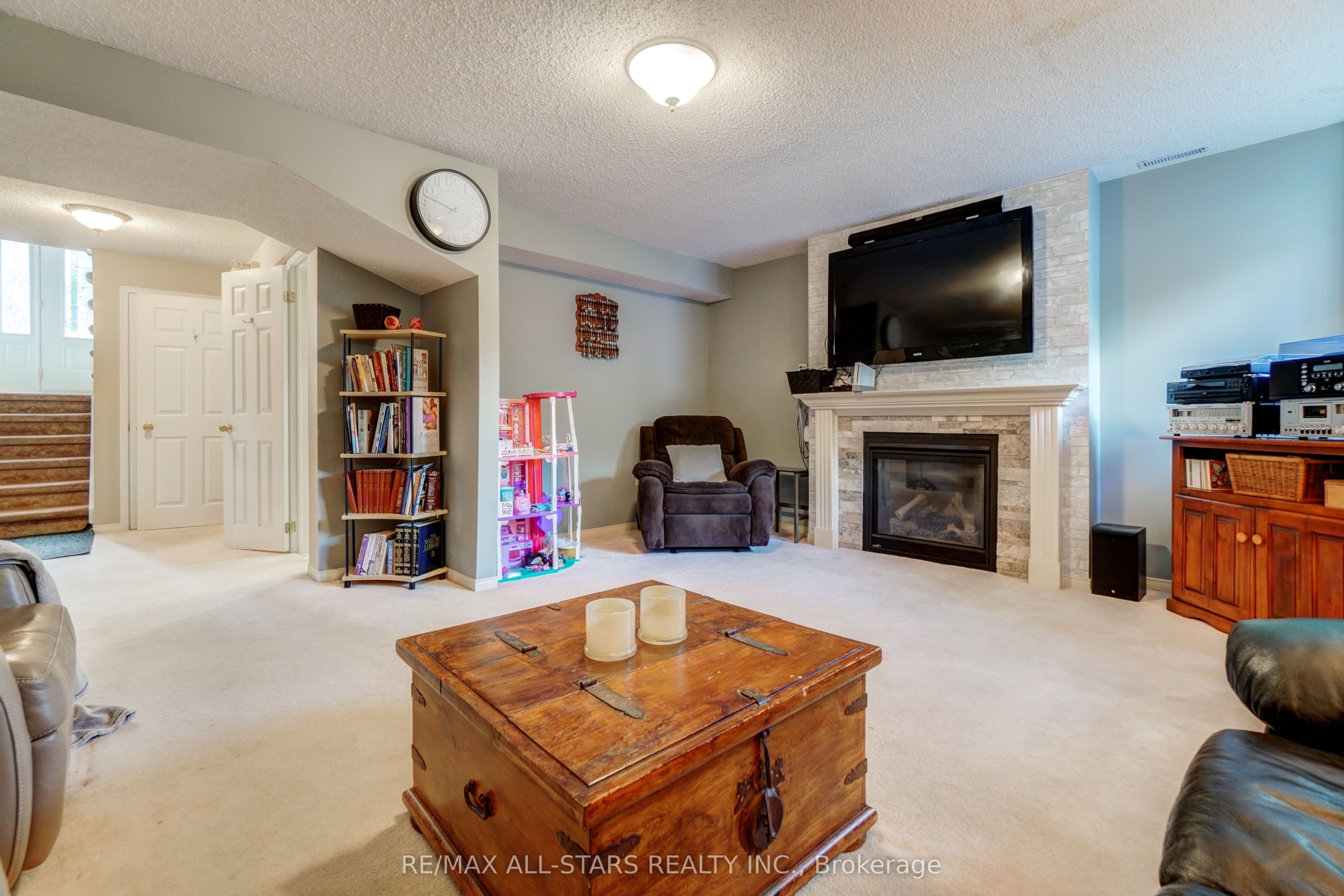29 Fourth Avenue N Property Photo 28