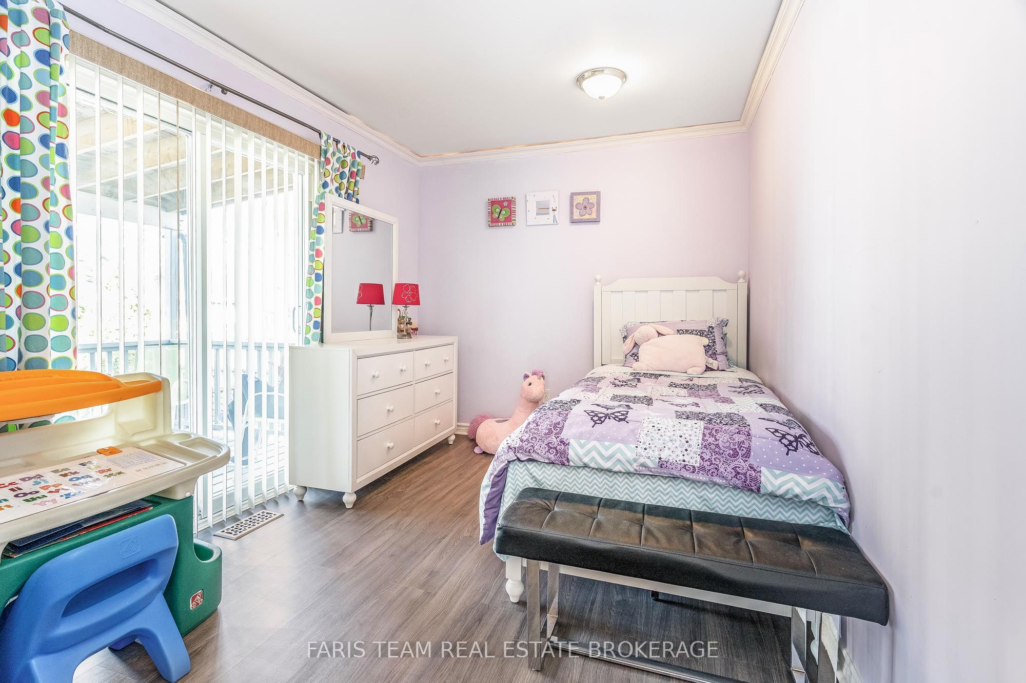 2083 Lilac Drive Property Photo 13