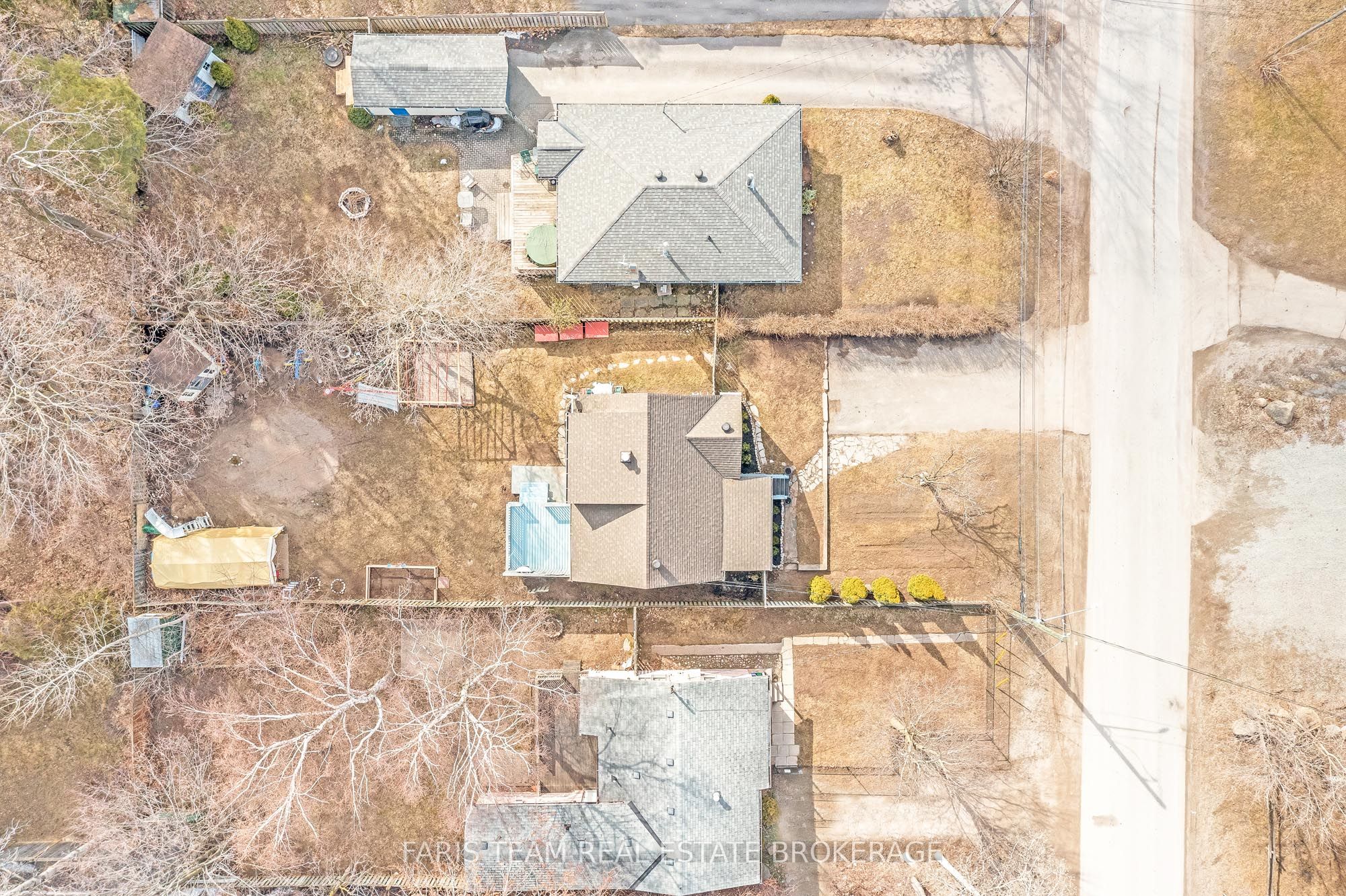 2083 Lilac Drive Property Photo 26