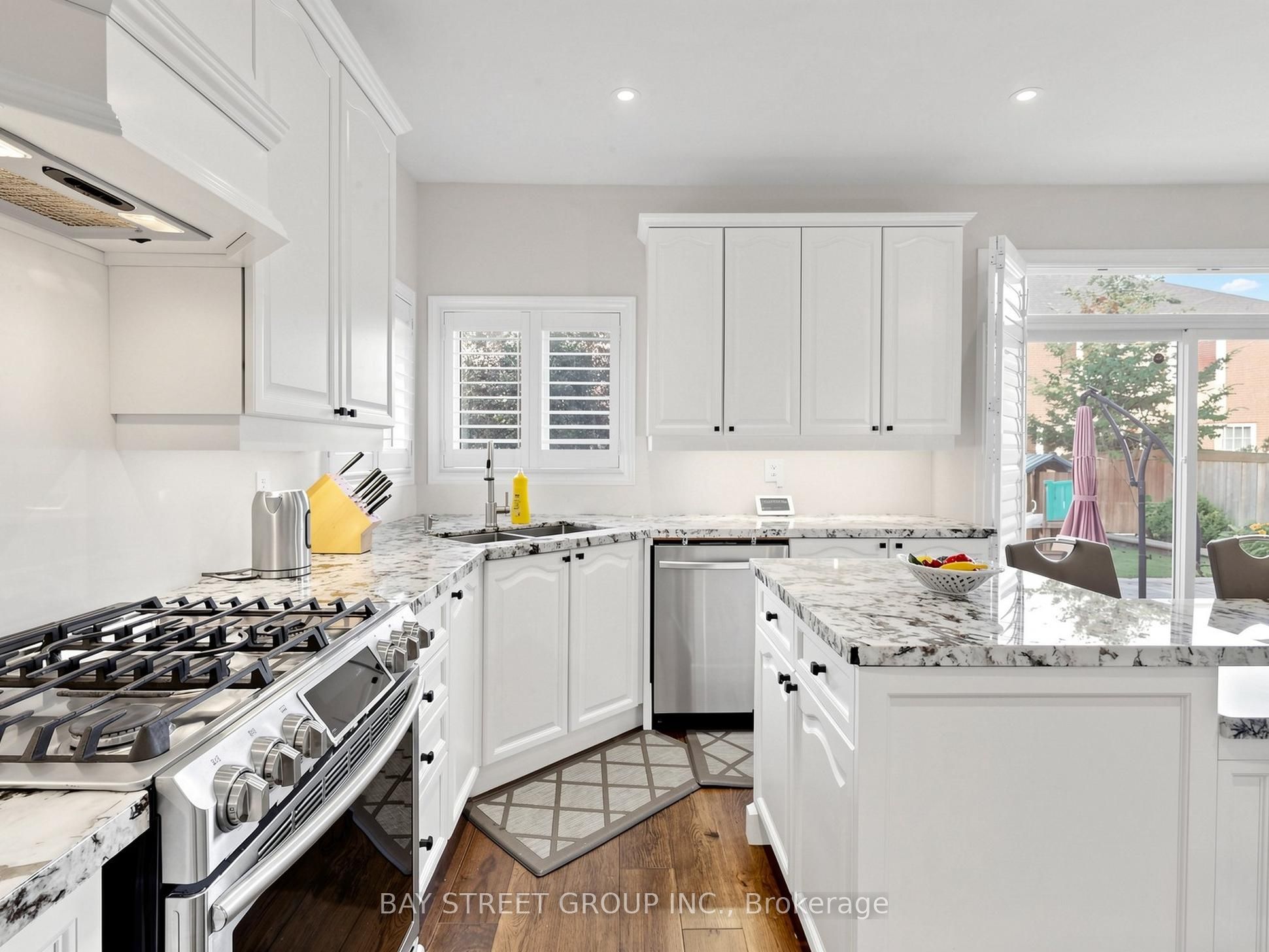 27 Wagon Wheel Crescent Property Photo 10