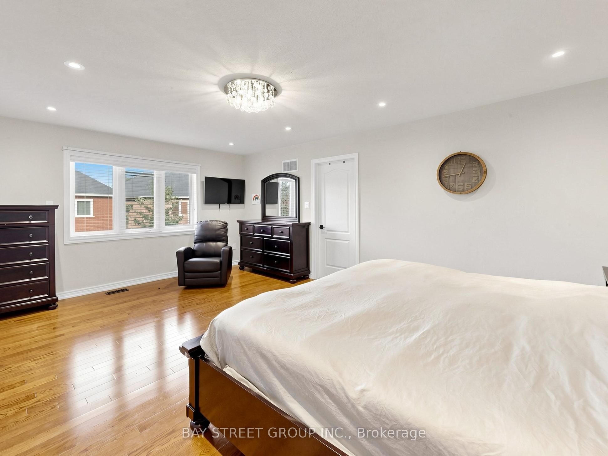 27 Wagon Wheel Crescent Property Photo 16