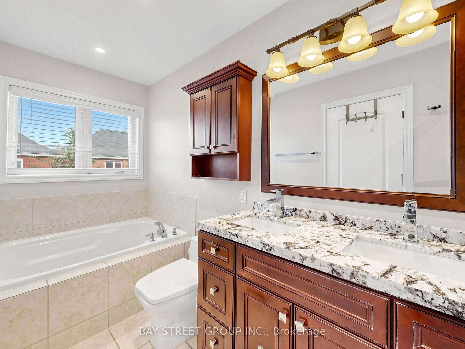 27 Wagon Wheel Crescent Property Photo 18