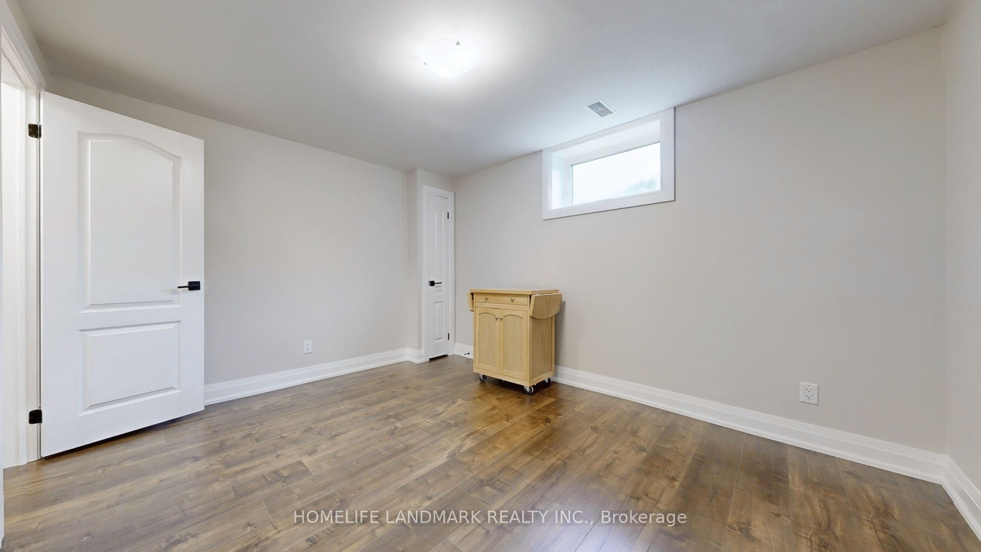 1661 Mount Albert Road Unit 2 Property Photo 14