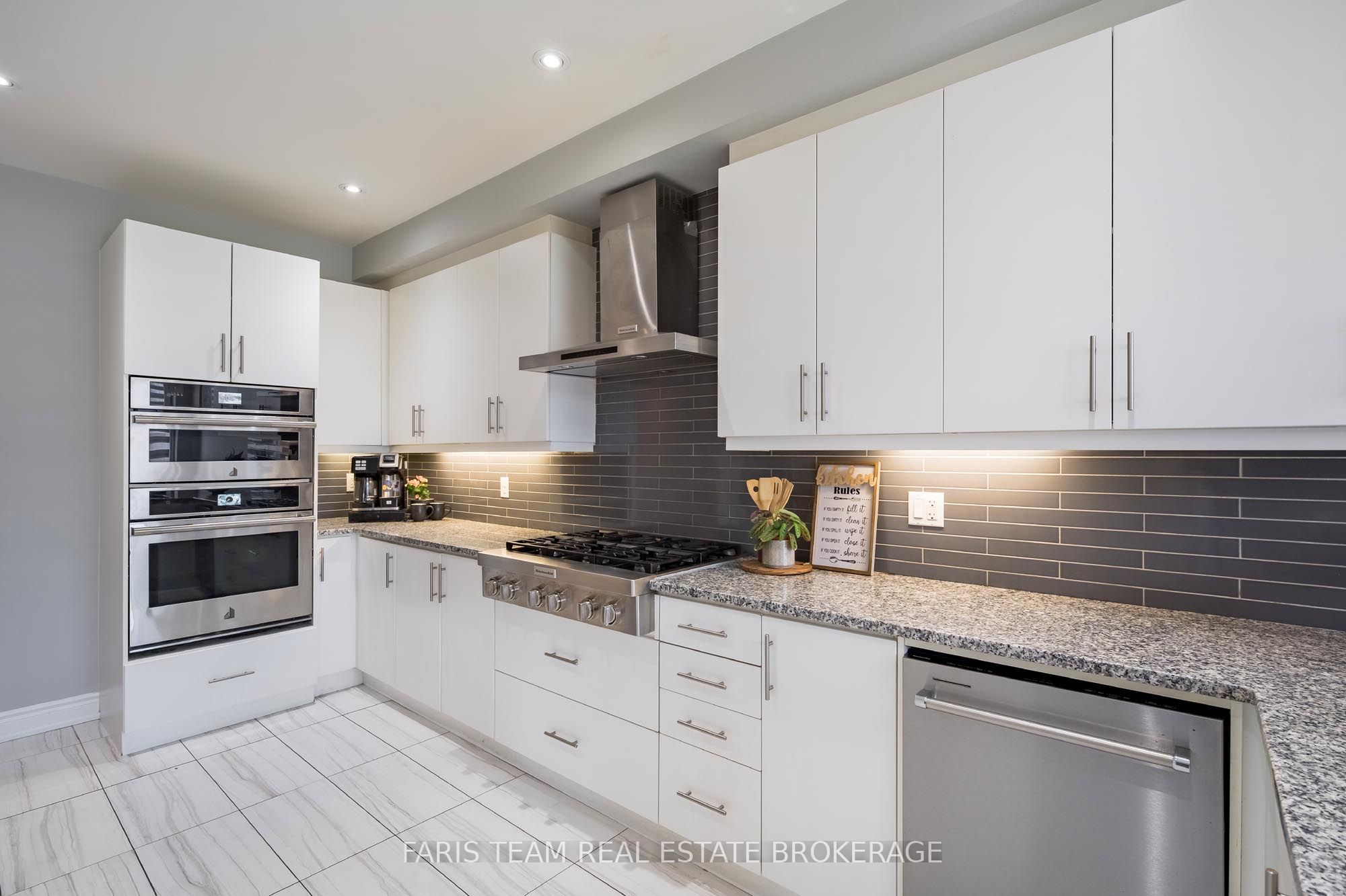236 Eighth Avenue Property Photo 6
