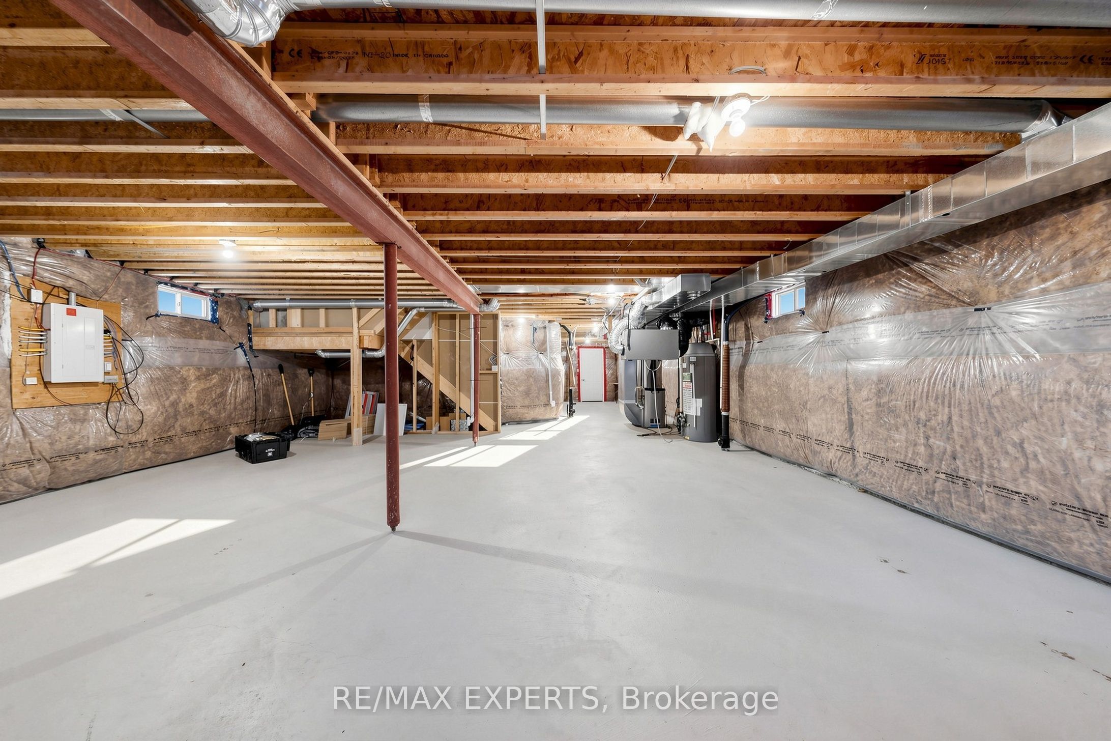 1554 Emberton Way Property Photo 19