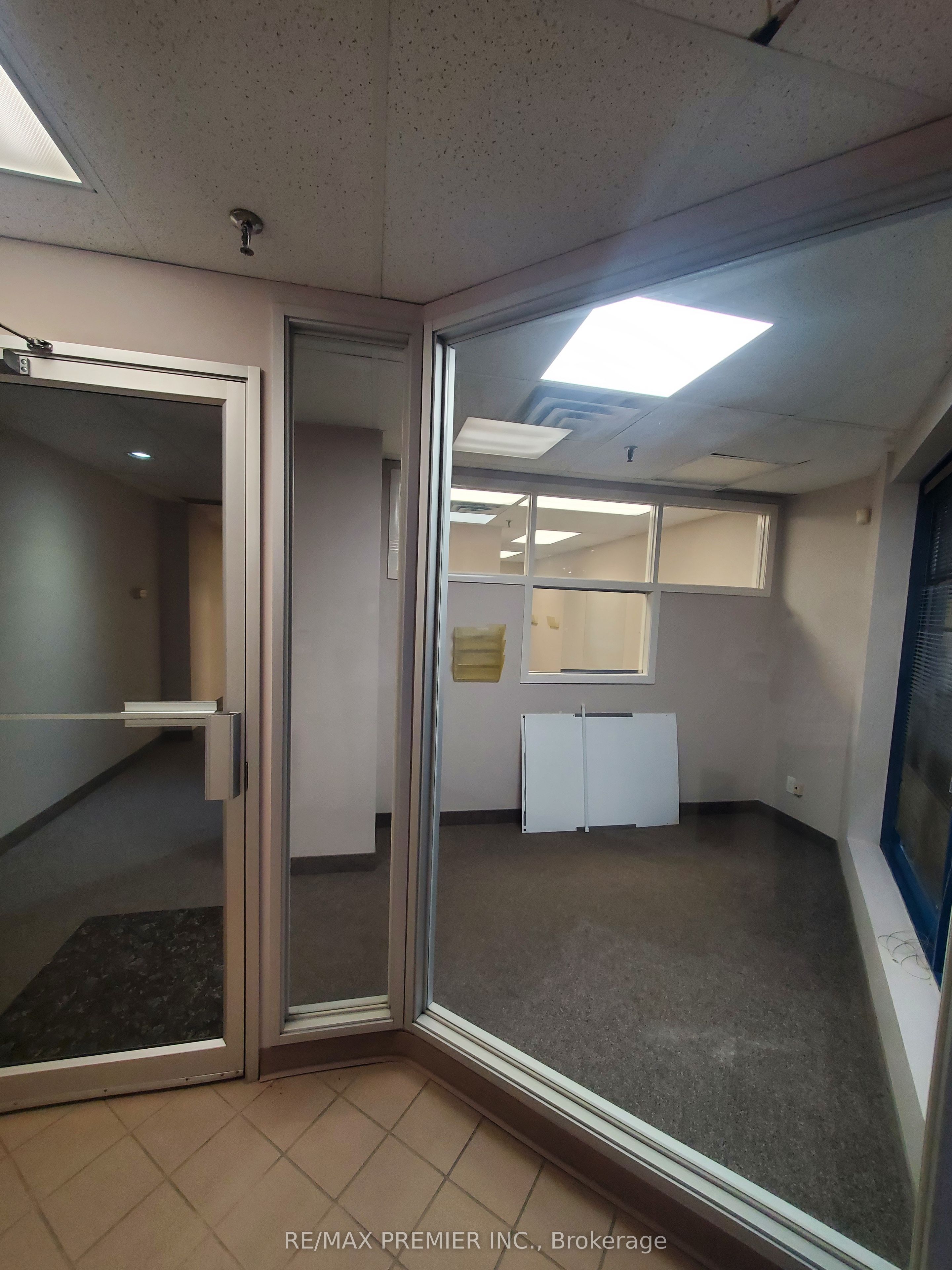 7330 Yonge Street 105 Property Photo 10