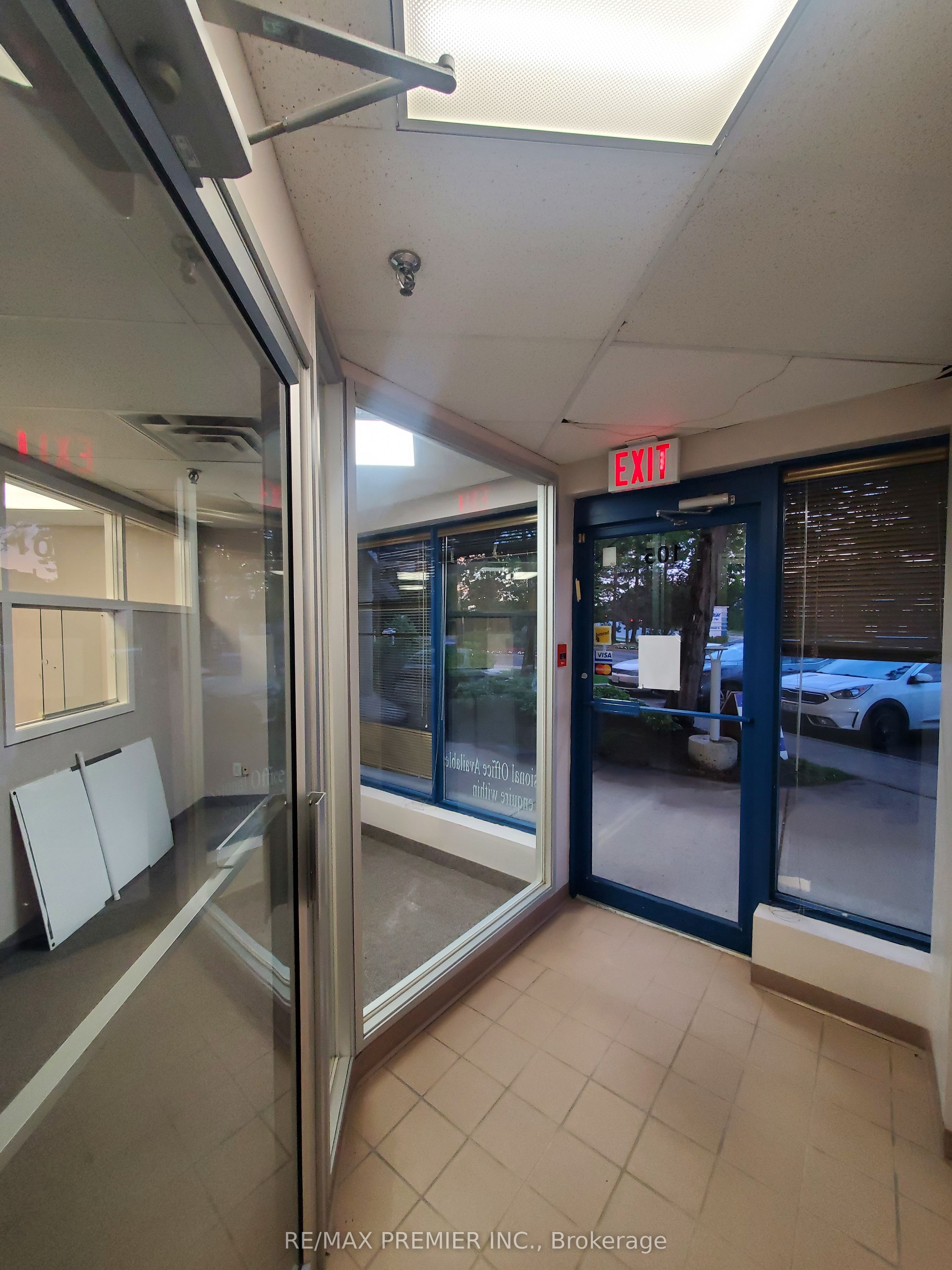7330 Yonge Street 105 Property Photo 11