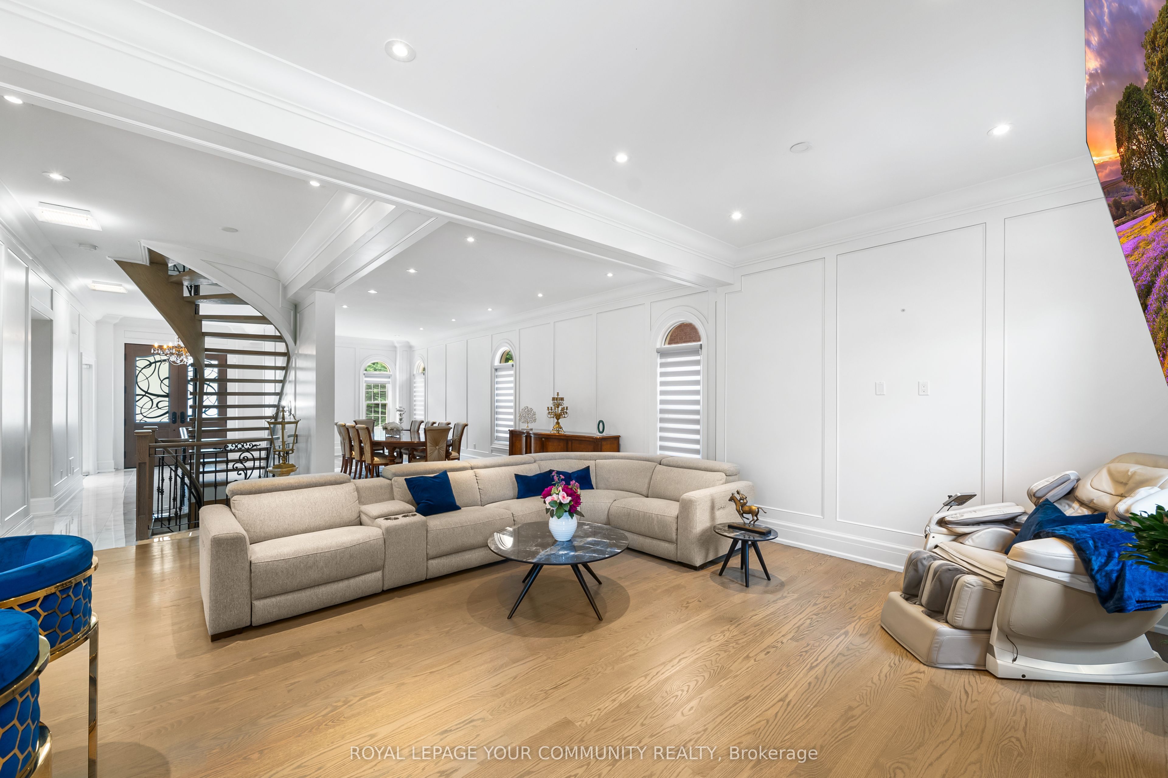 42 Oatlands Crescent Property Photo 10