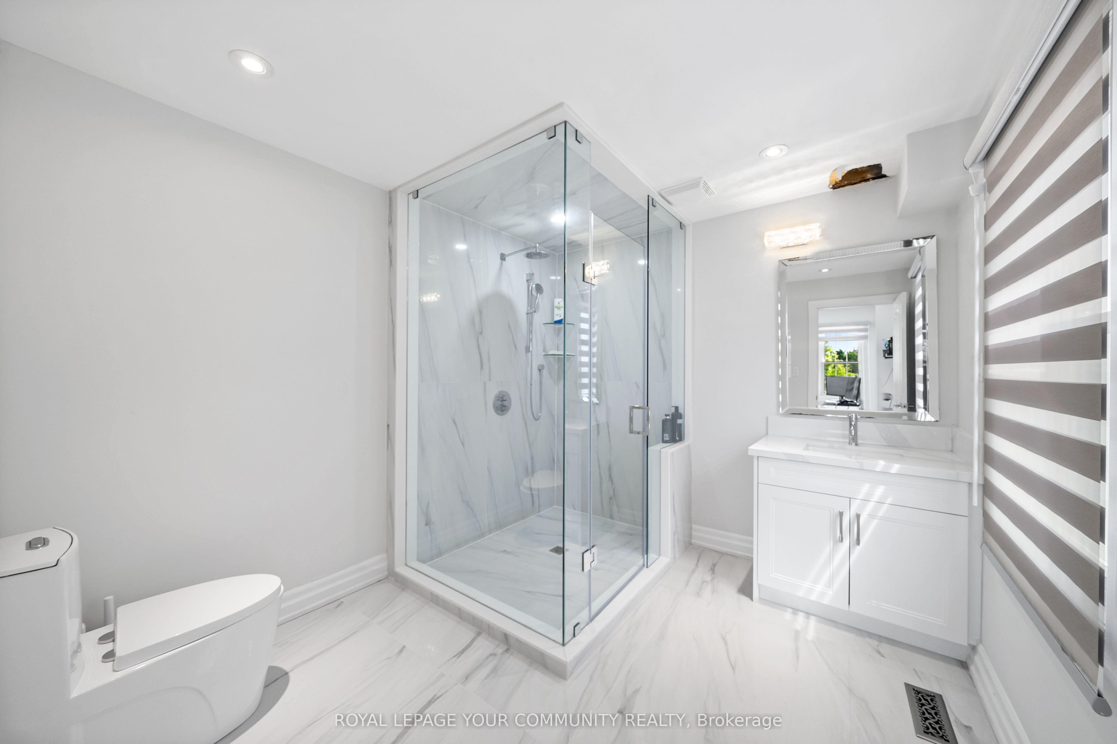 42 Oatlands Crescent Property Photo 27