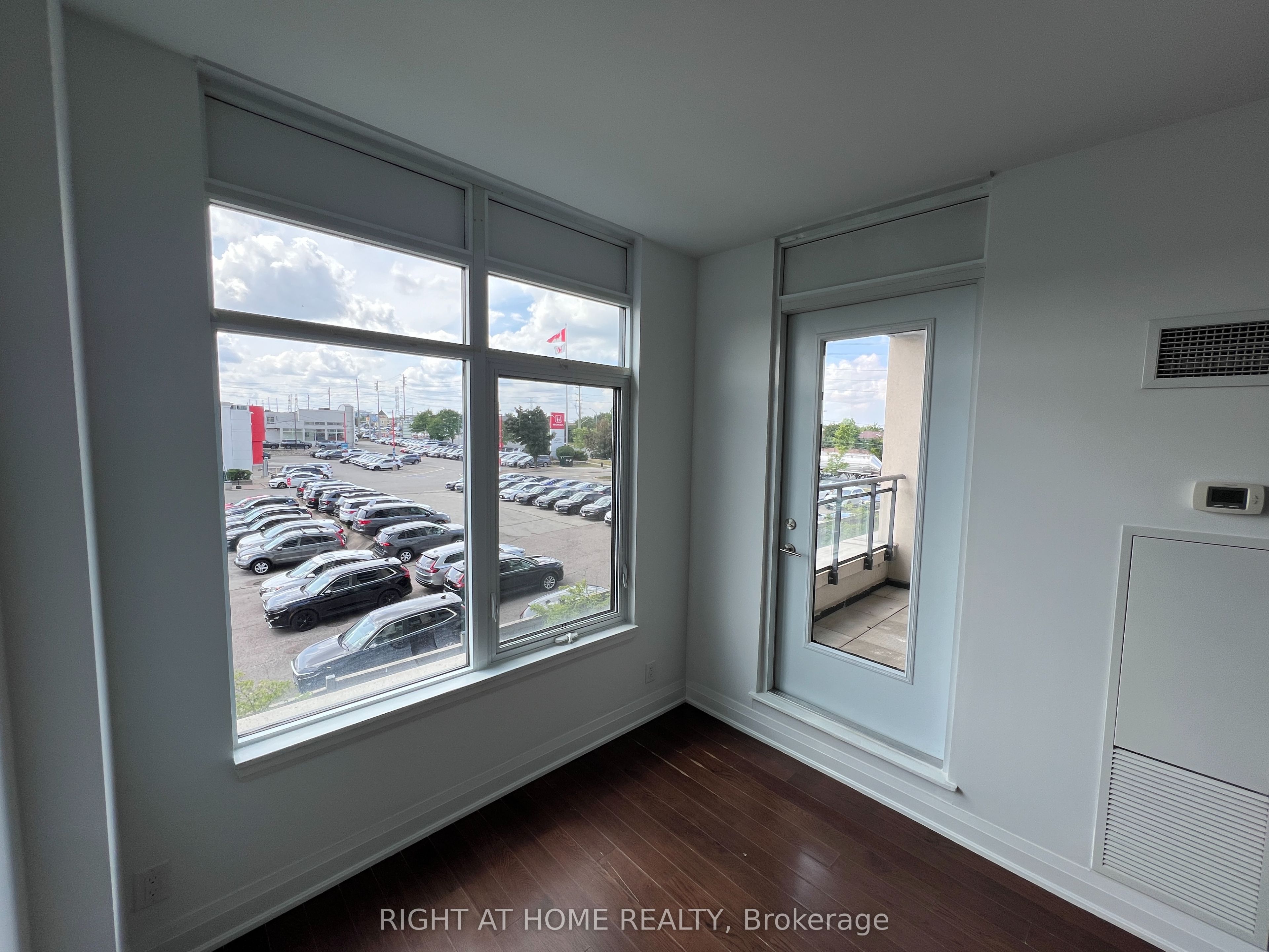 12 Woodstream Boulevard 206 Property Photo 10