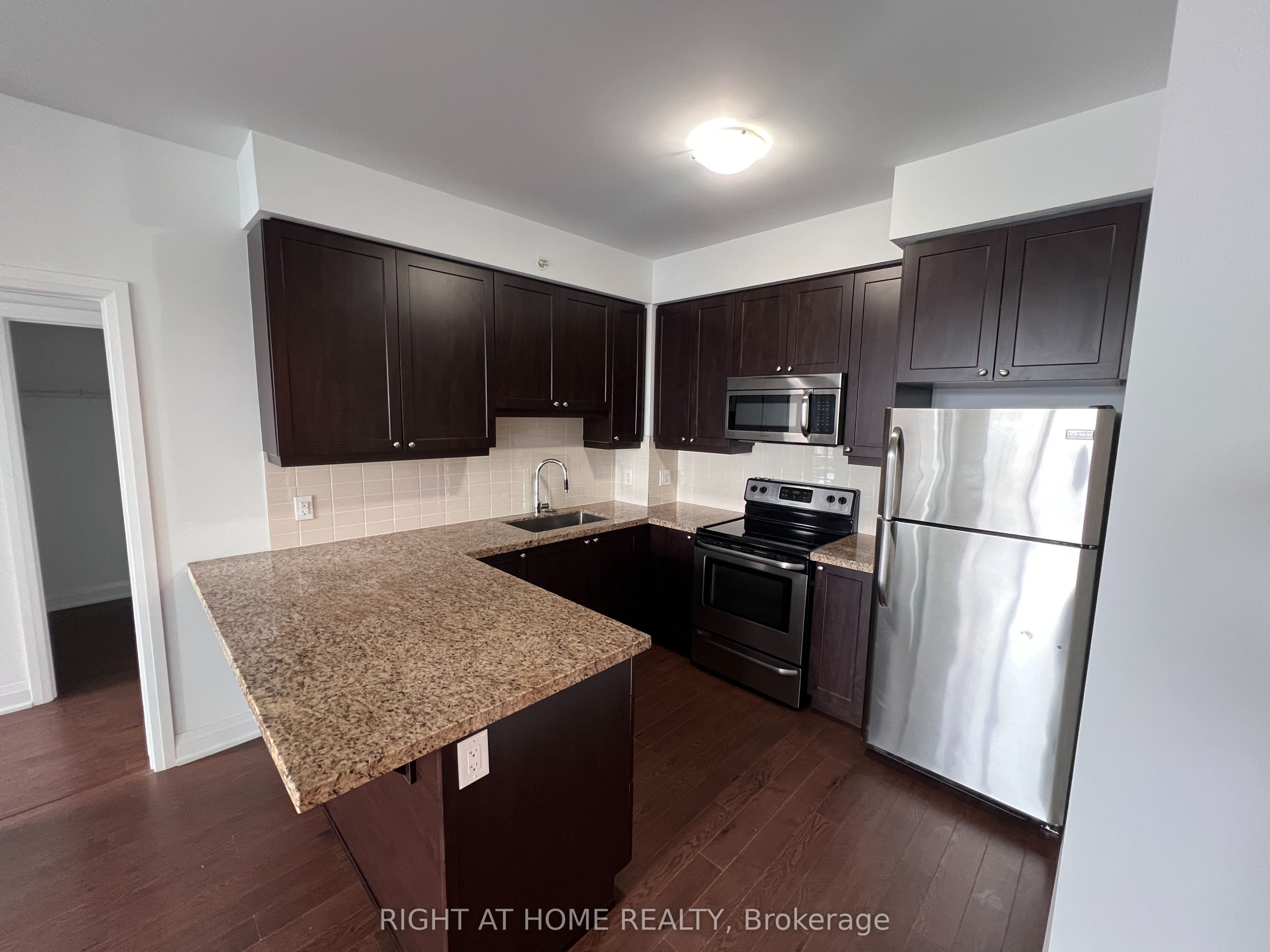 12 Woodstream Boulevard 206 Property Photo 17