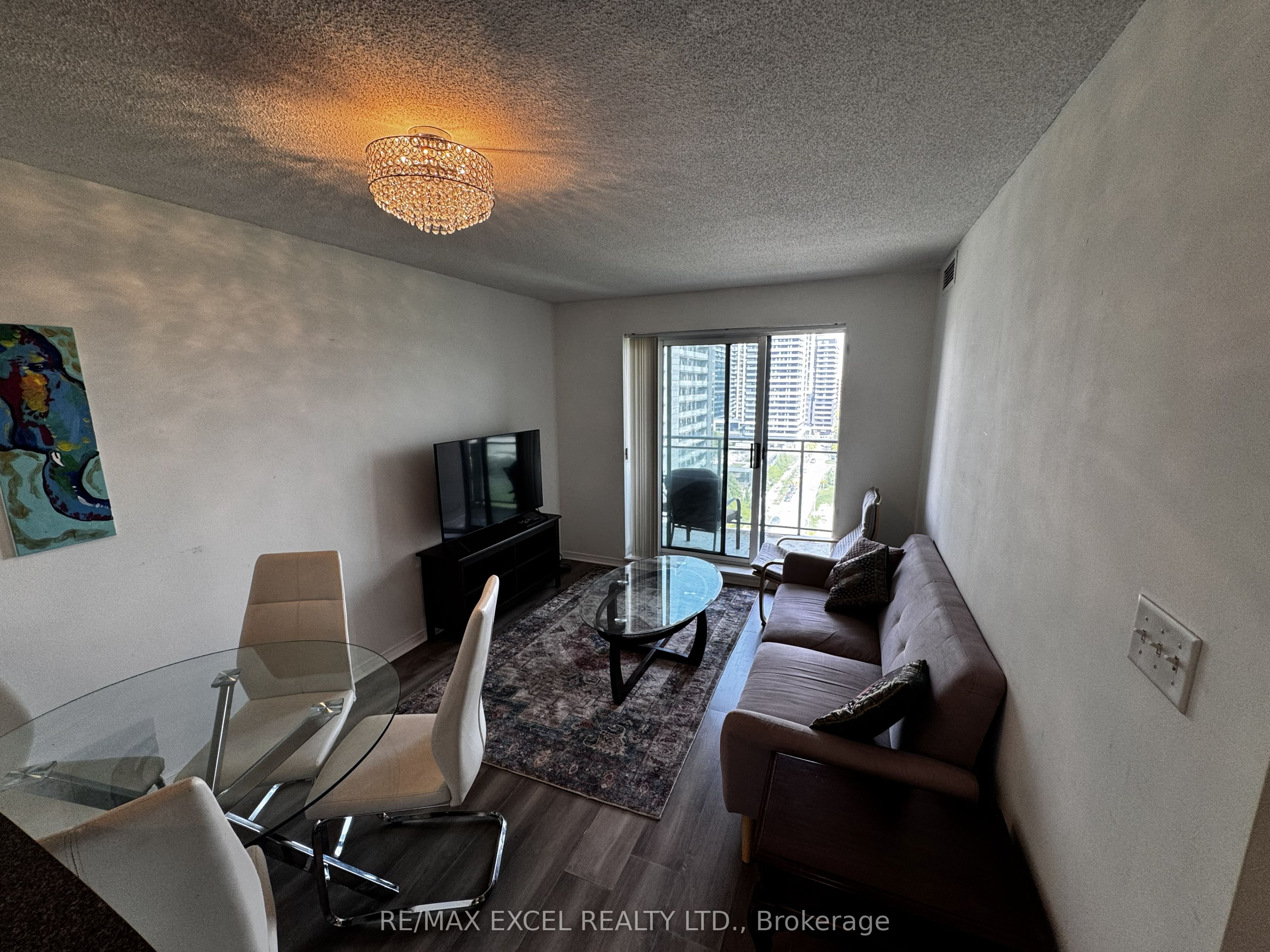 39 Oneida Crescent Lph10 Property Photo 4