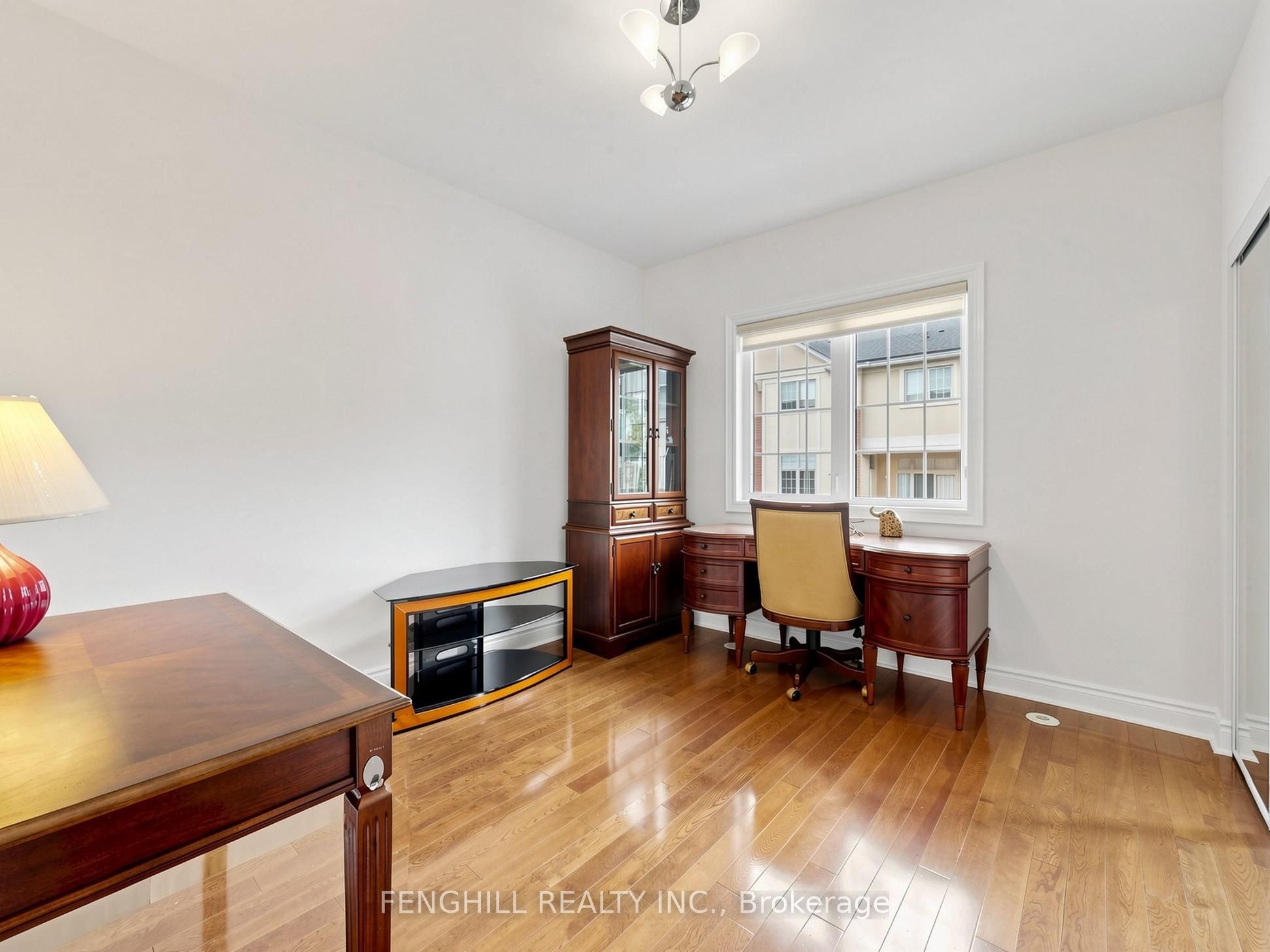 106 Legends Way Property Photo 19