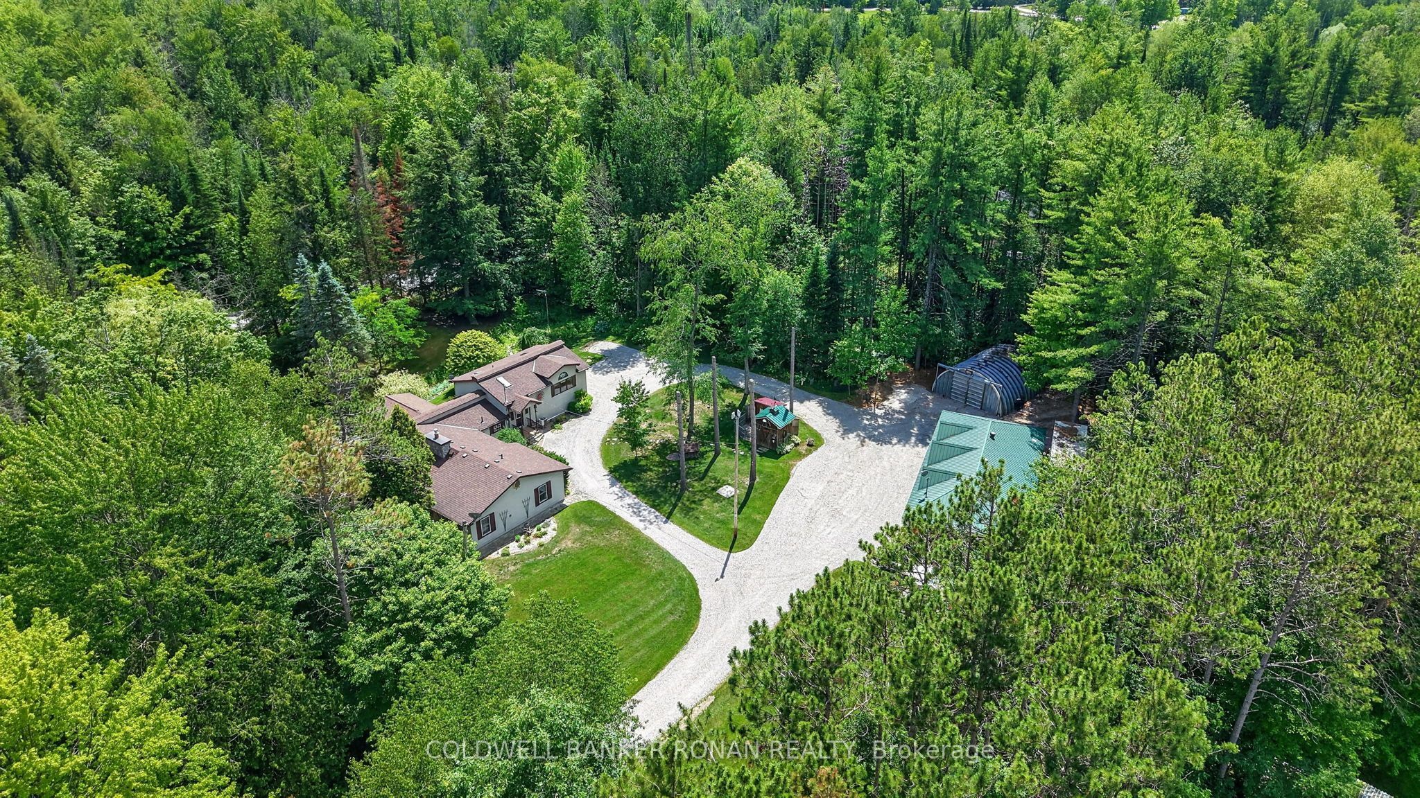 7616 5th Line Property Photo 2