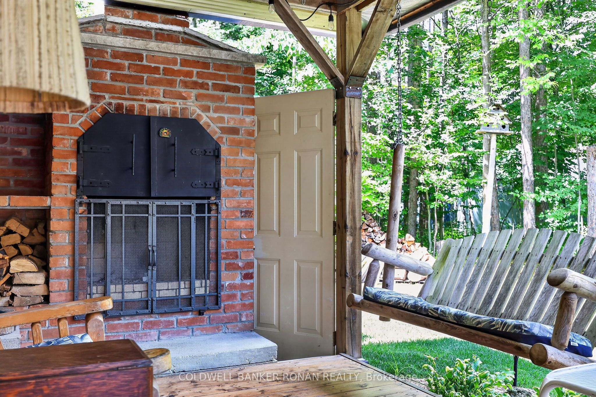 7616 5th Line Property Photo 9