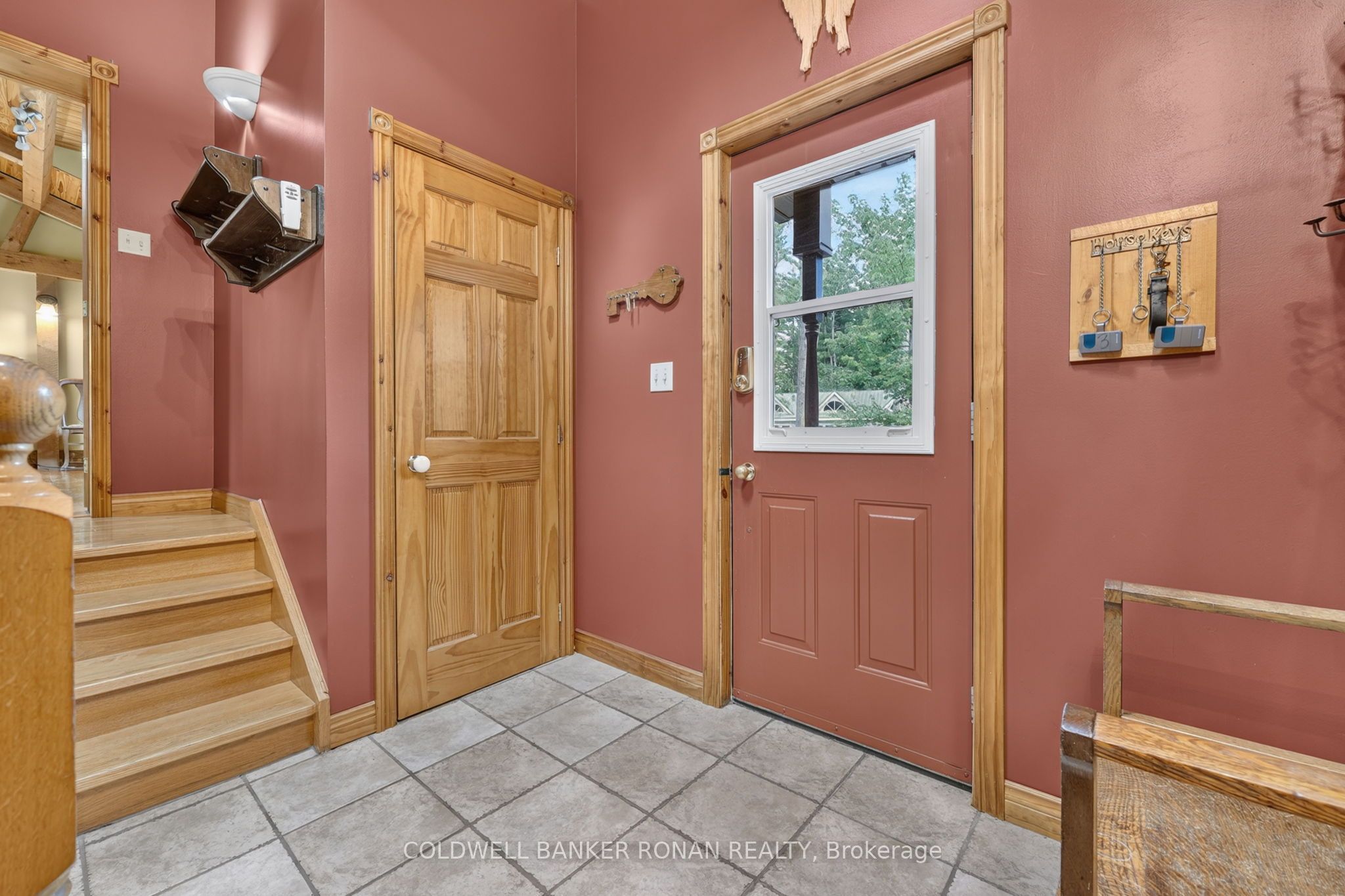 7616 5th Line Property Photo 15