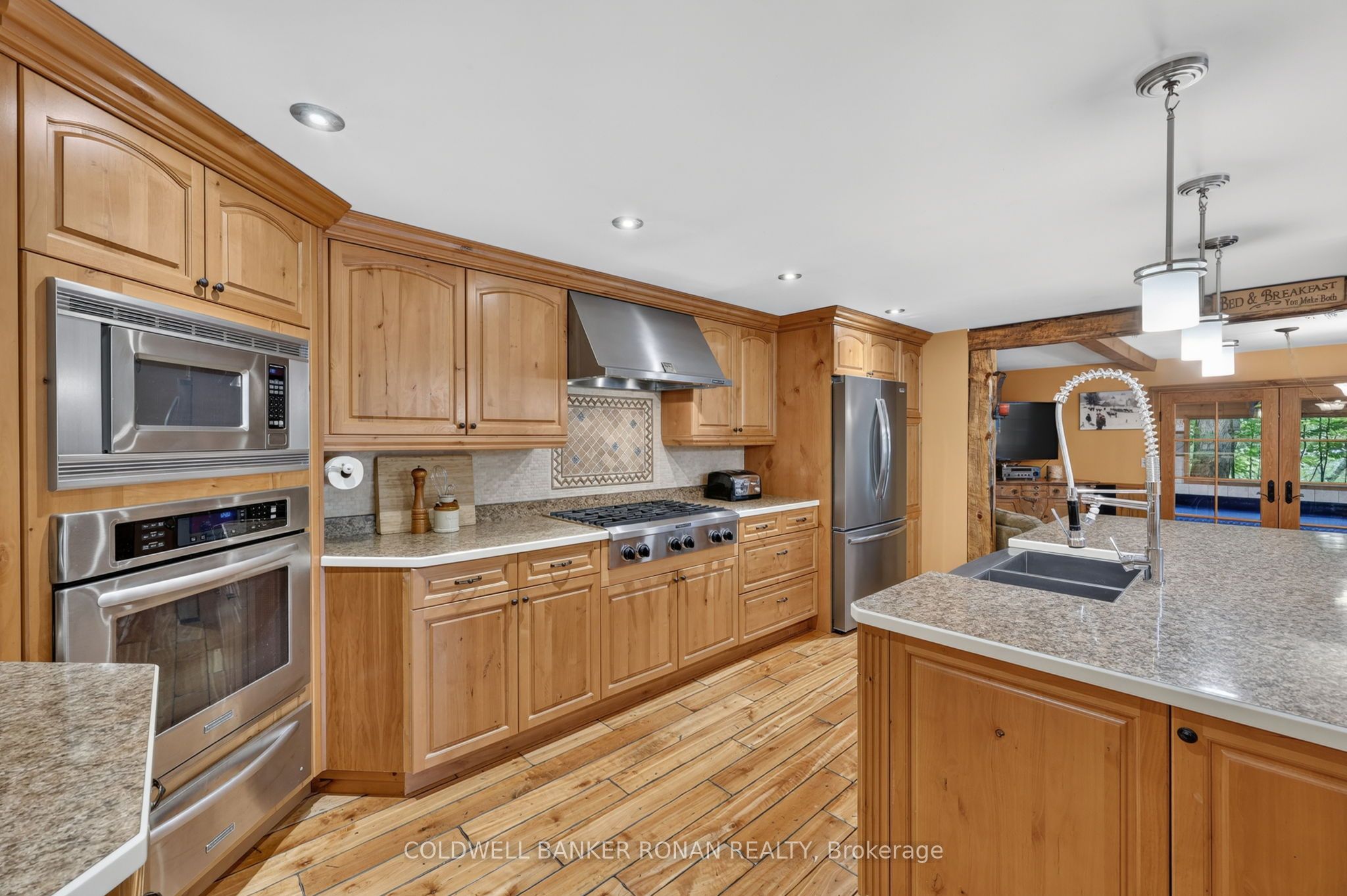7616 5th Line Property Photo 18