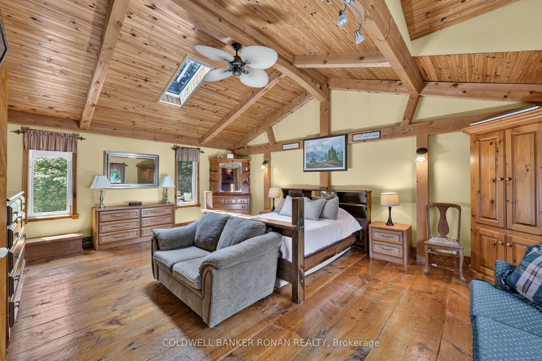 7616 5th Line Property Photo 28