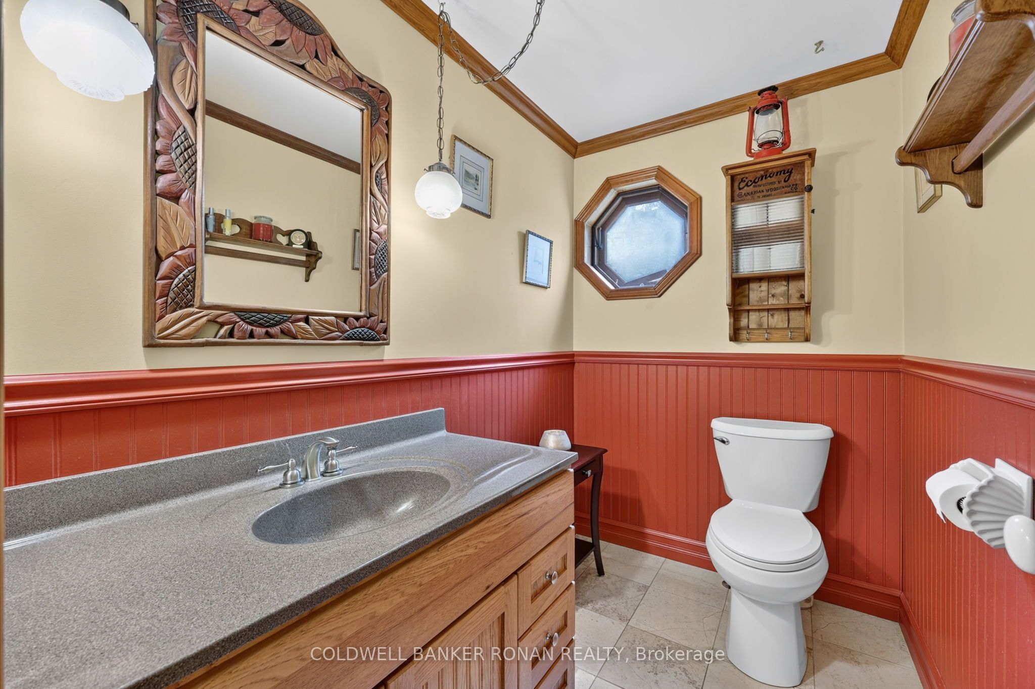 7616 5th Line Property Photo 34