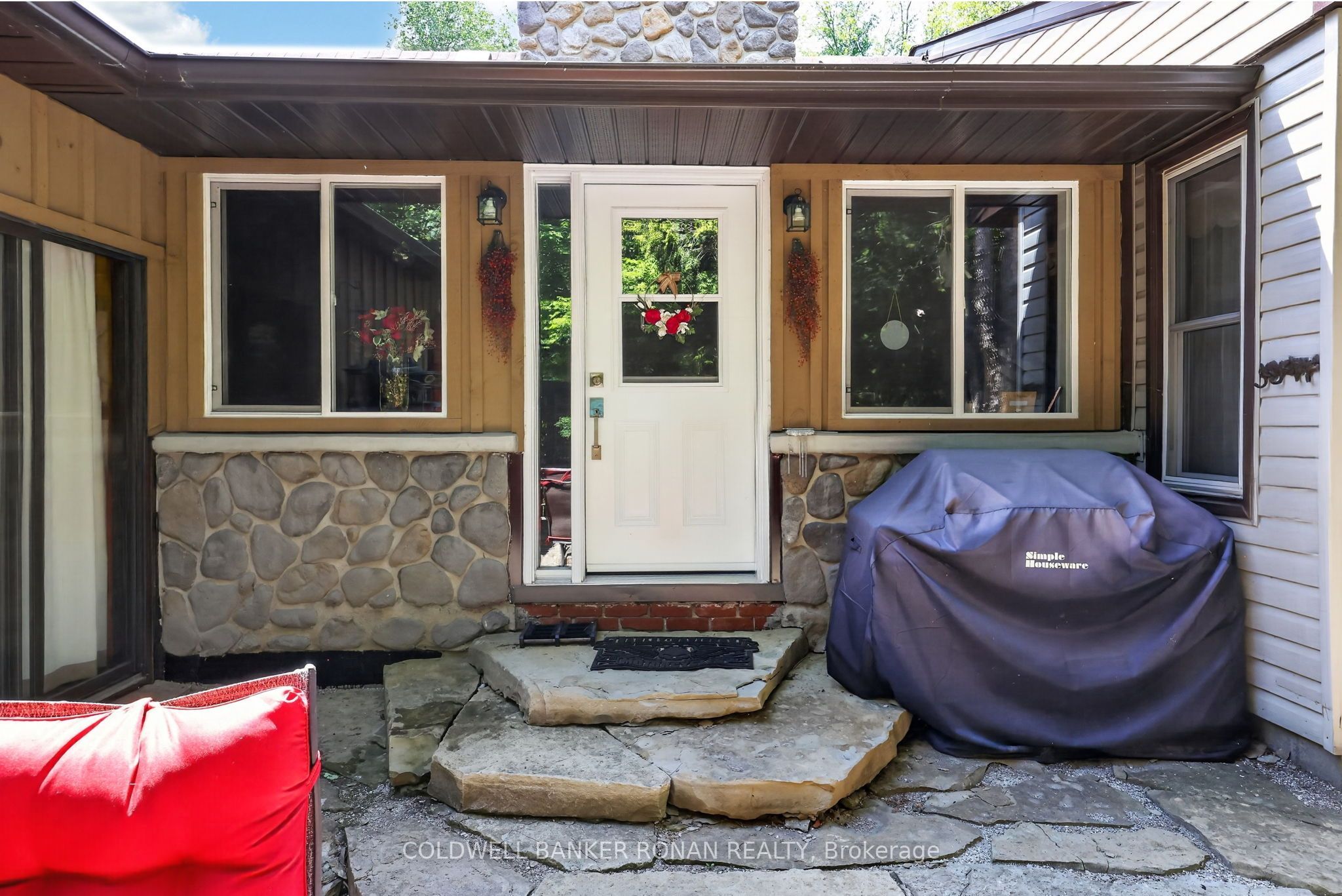 7616 5th Line Property Photo 38