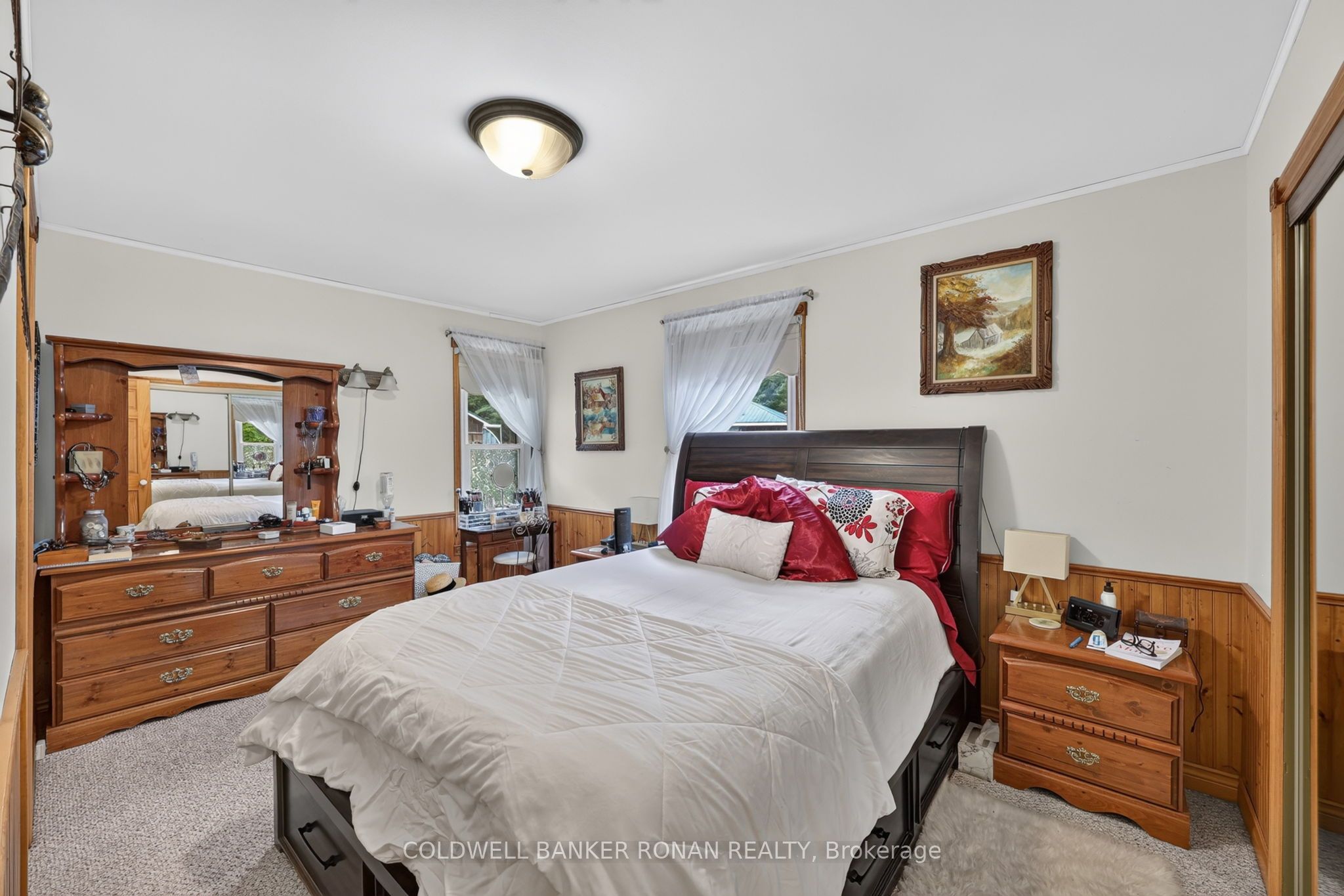 7616 5th Line Property Photo 44