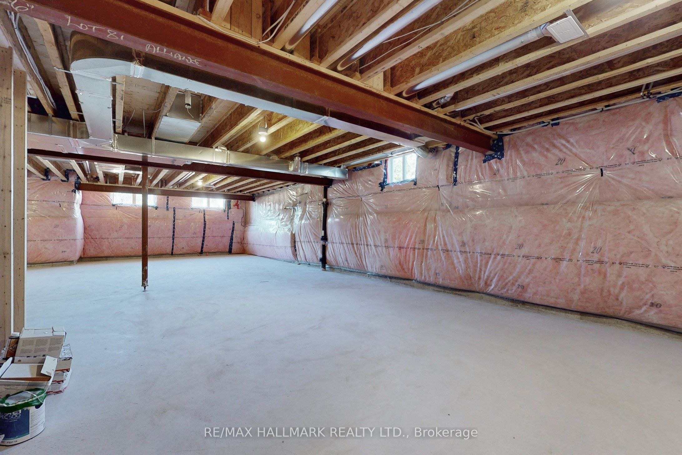 70 Shelson Place Property Photo 32