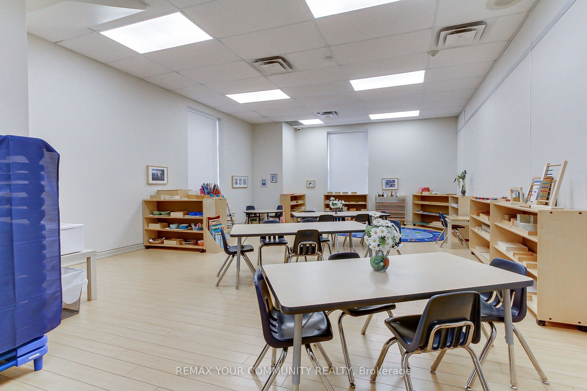9921 Woodbine Avenue 206 Property Photo 6