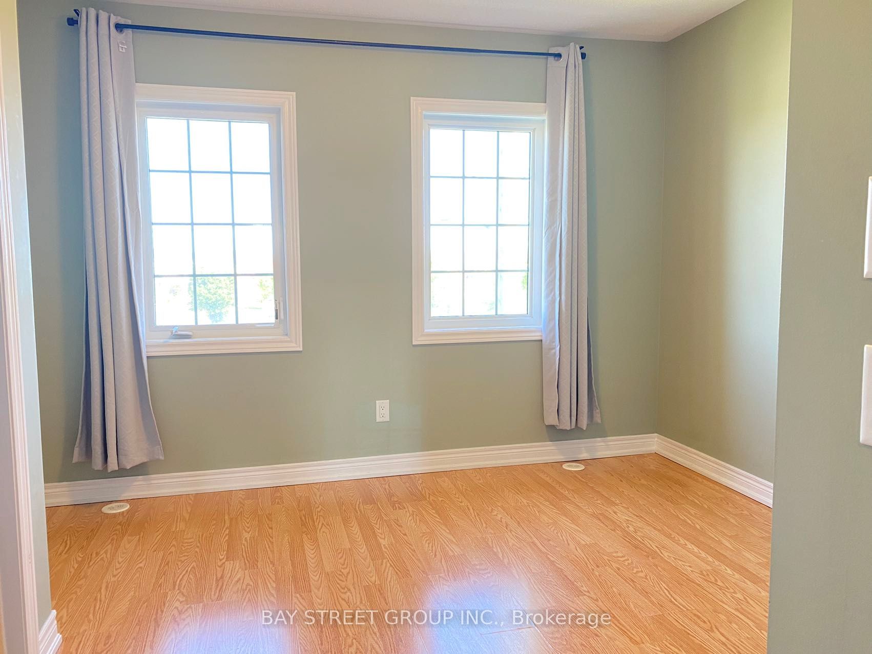 9996 Mccowan Road Property Photo 14