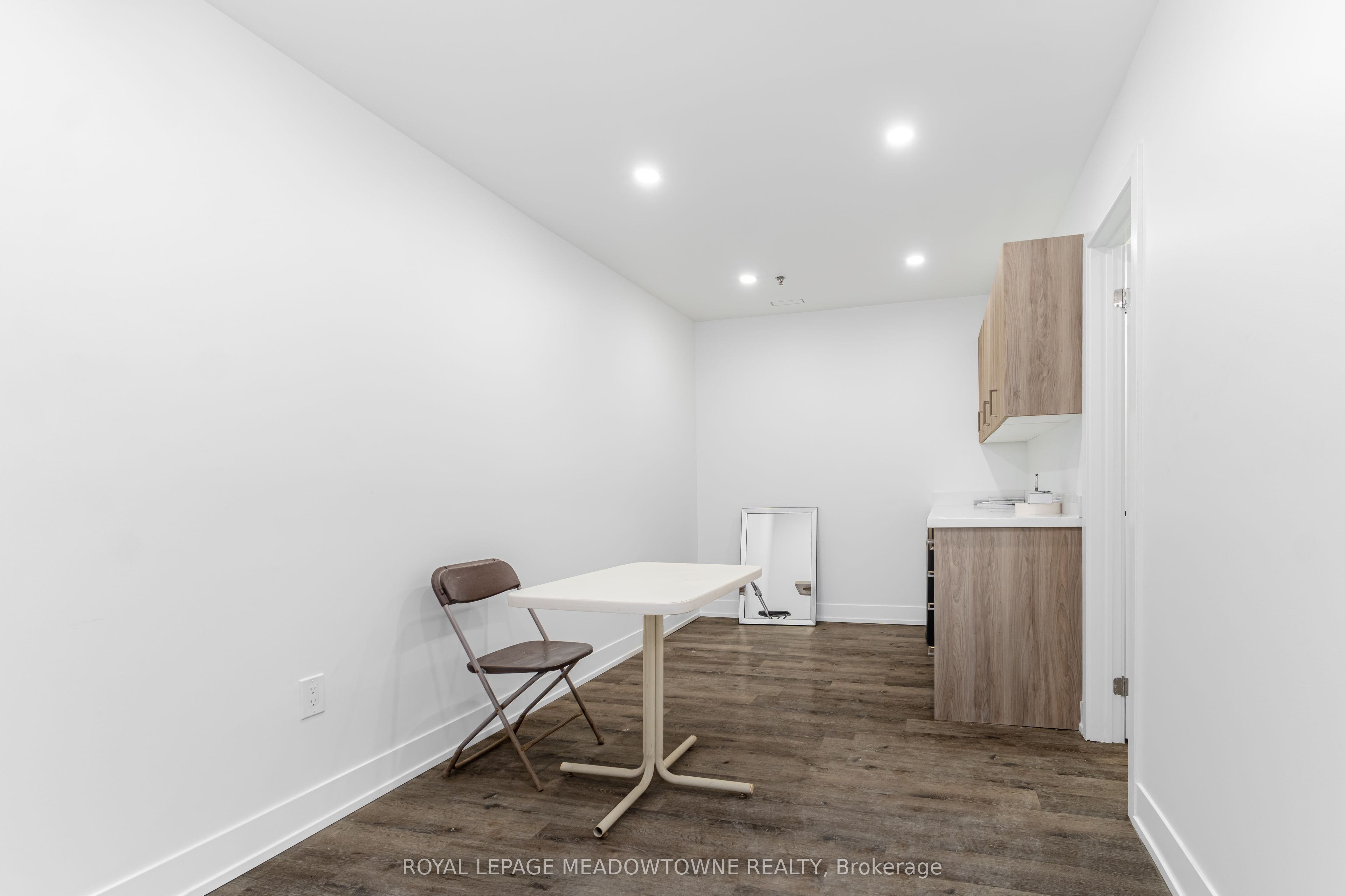 830 Rowntree Dairy Road 17 Property Photo 14
