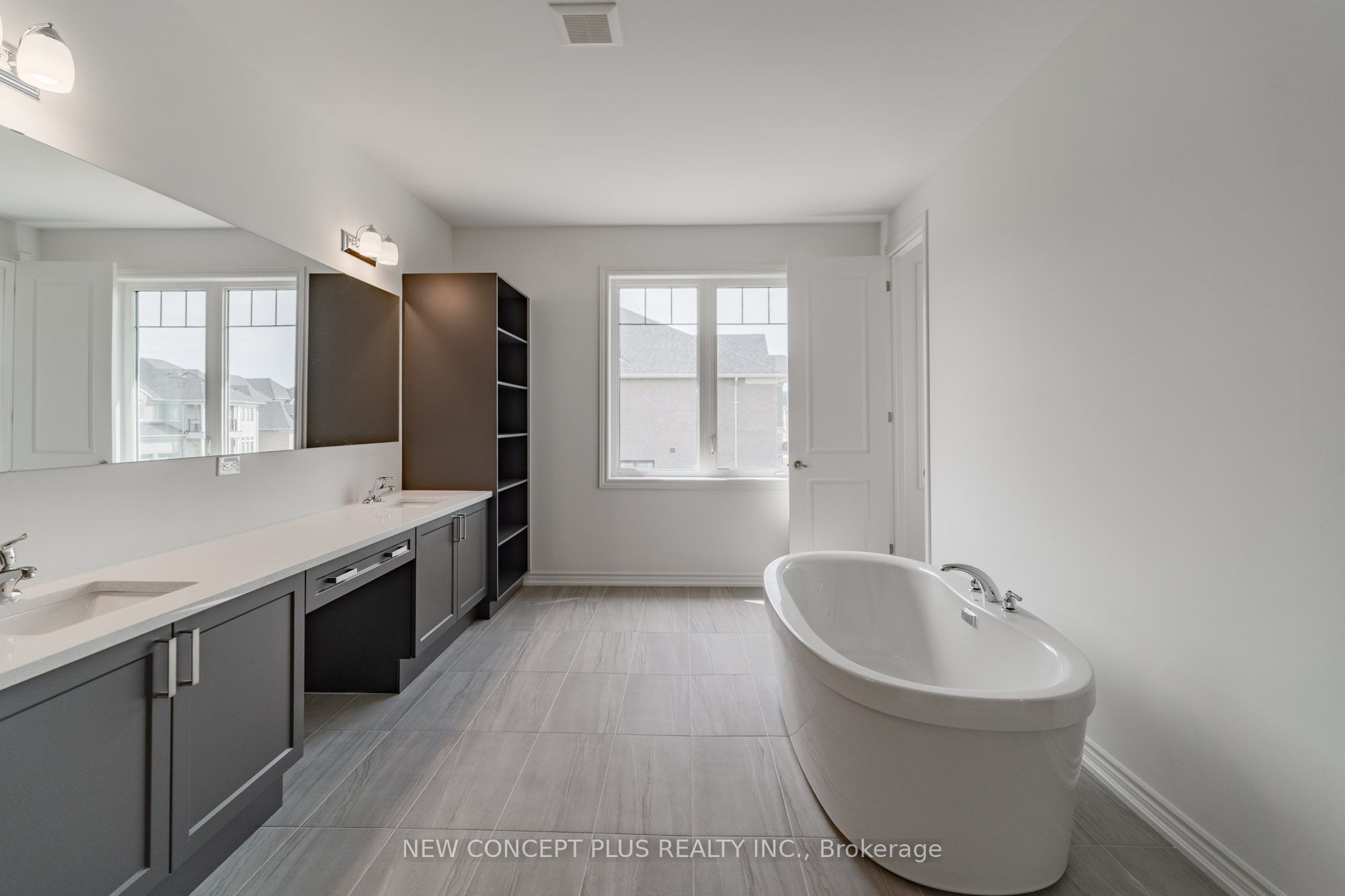 44 Orchid Crescent Property Photo 12