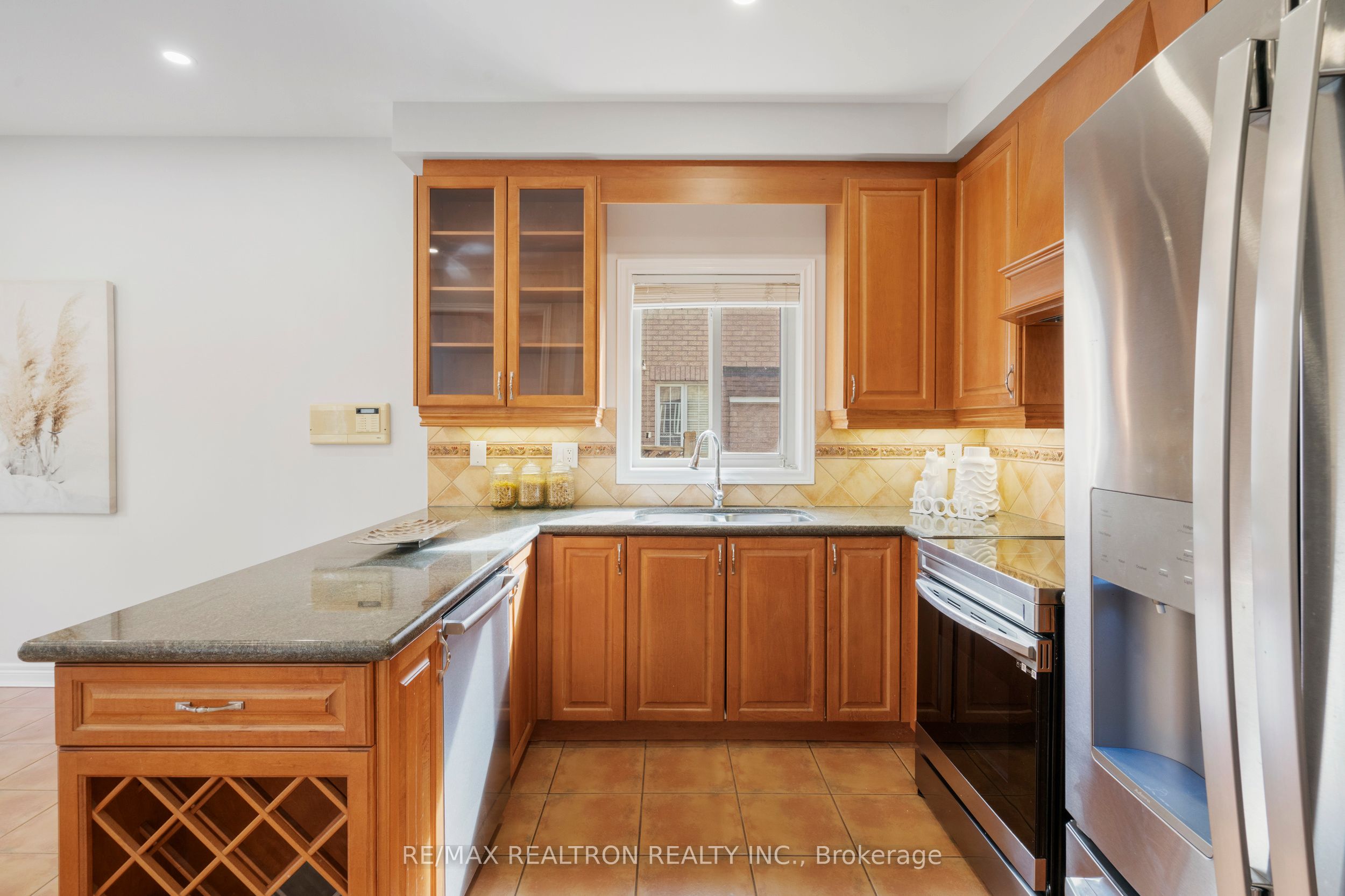 91 Gateway Drive Property Photo 13