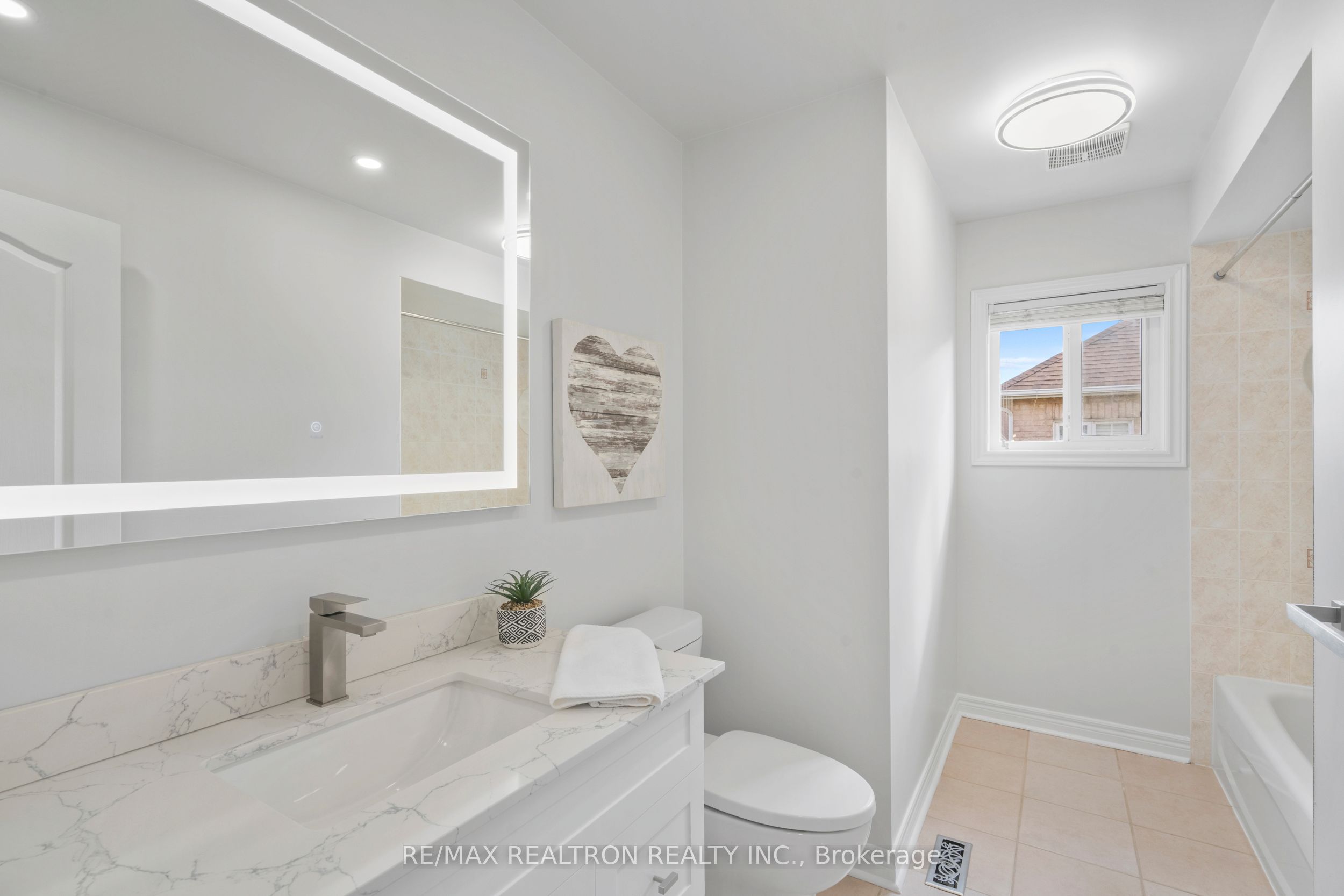 91 Gateway Drive Property Photo 29