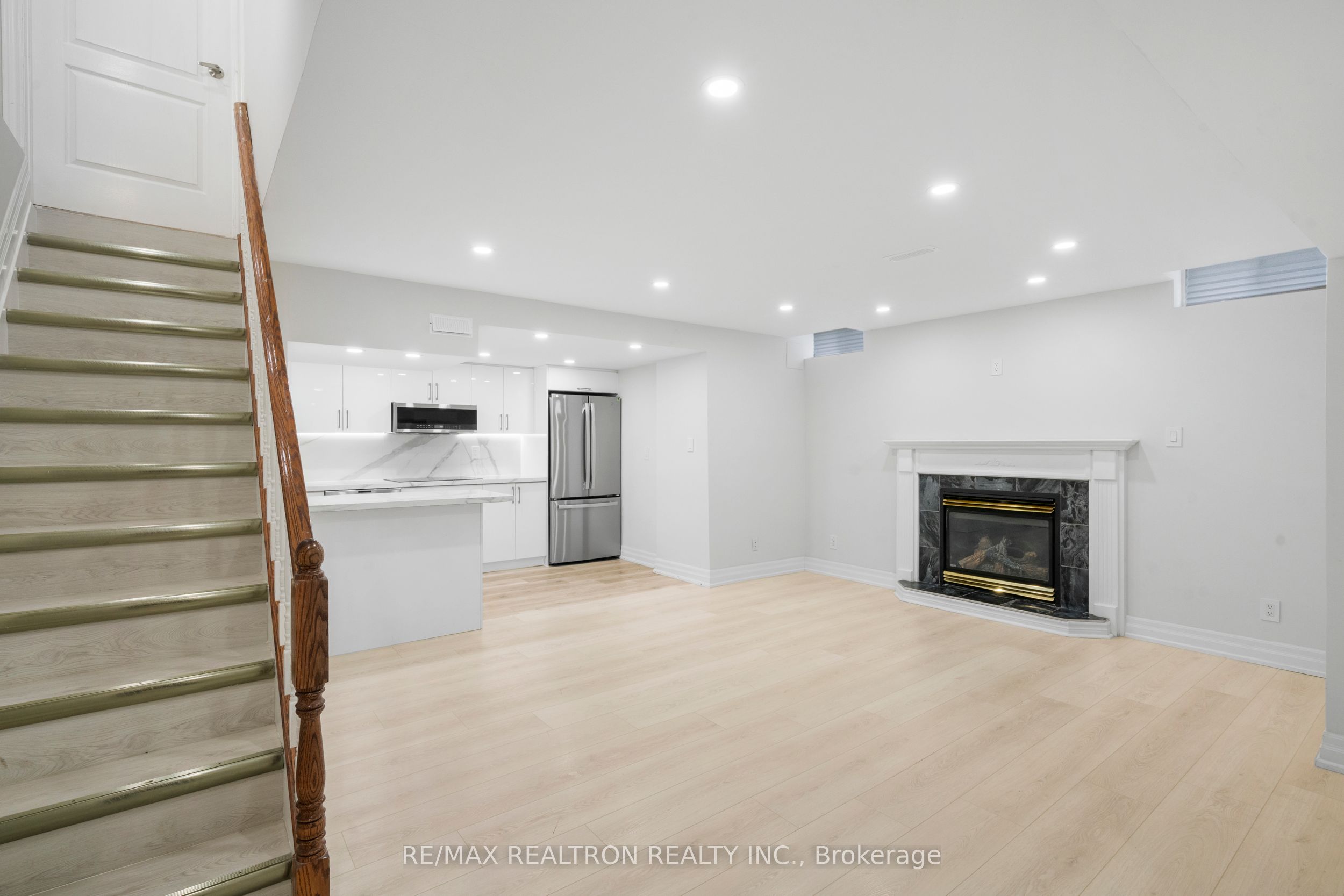 91 Gateway Drive Property Photo 31
