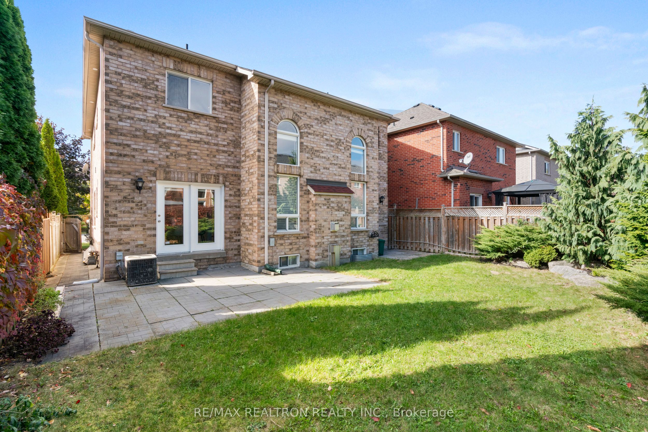 91 Gateway Drive Property Photo 40